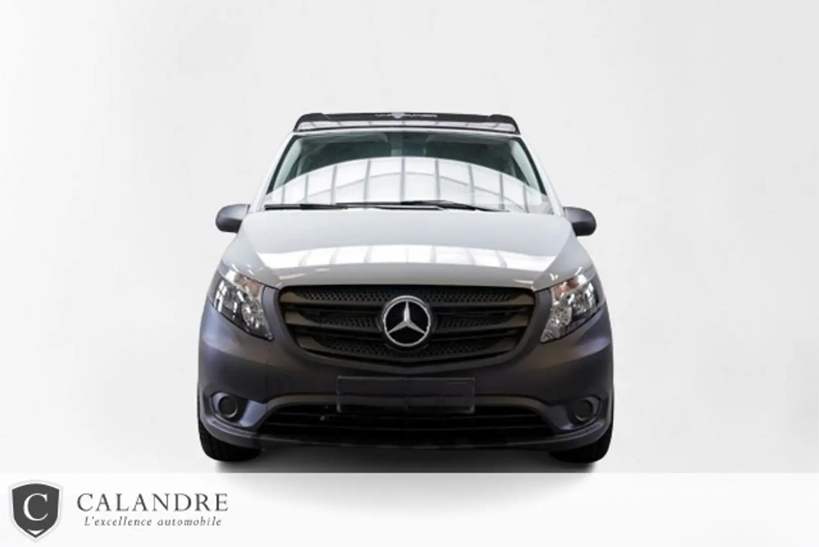Mercedes-Benz Vito TOURER Grey - 2