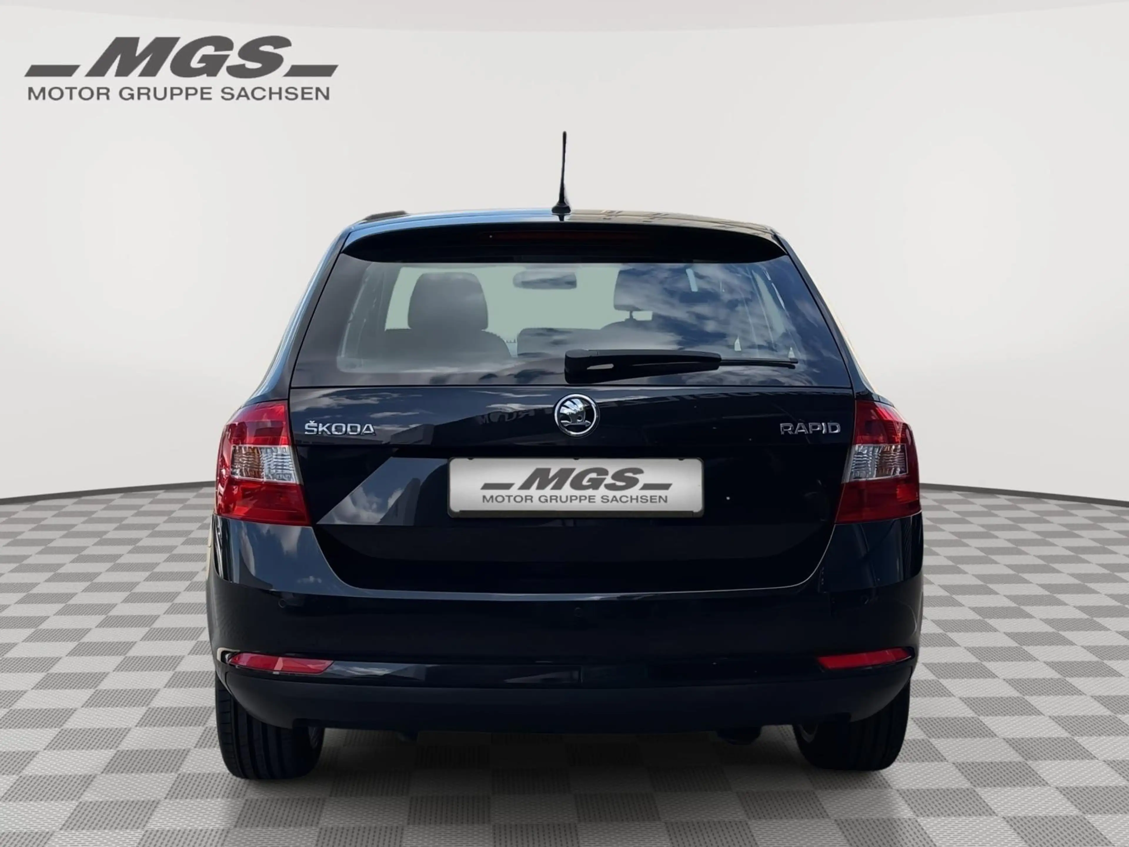 Skoda Rapid/Spaceback 1.2 TSI 'Cool Edition' #PDC #LMF #KLIMA #ISOFIX — photo 9