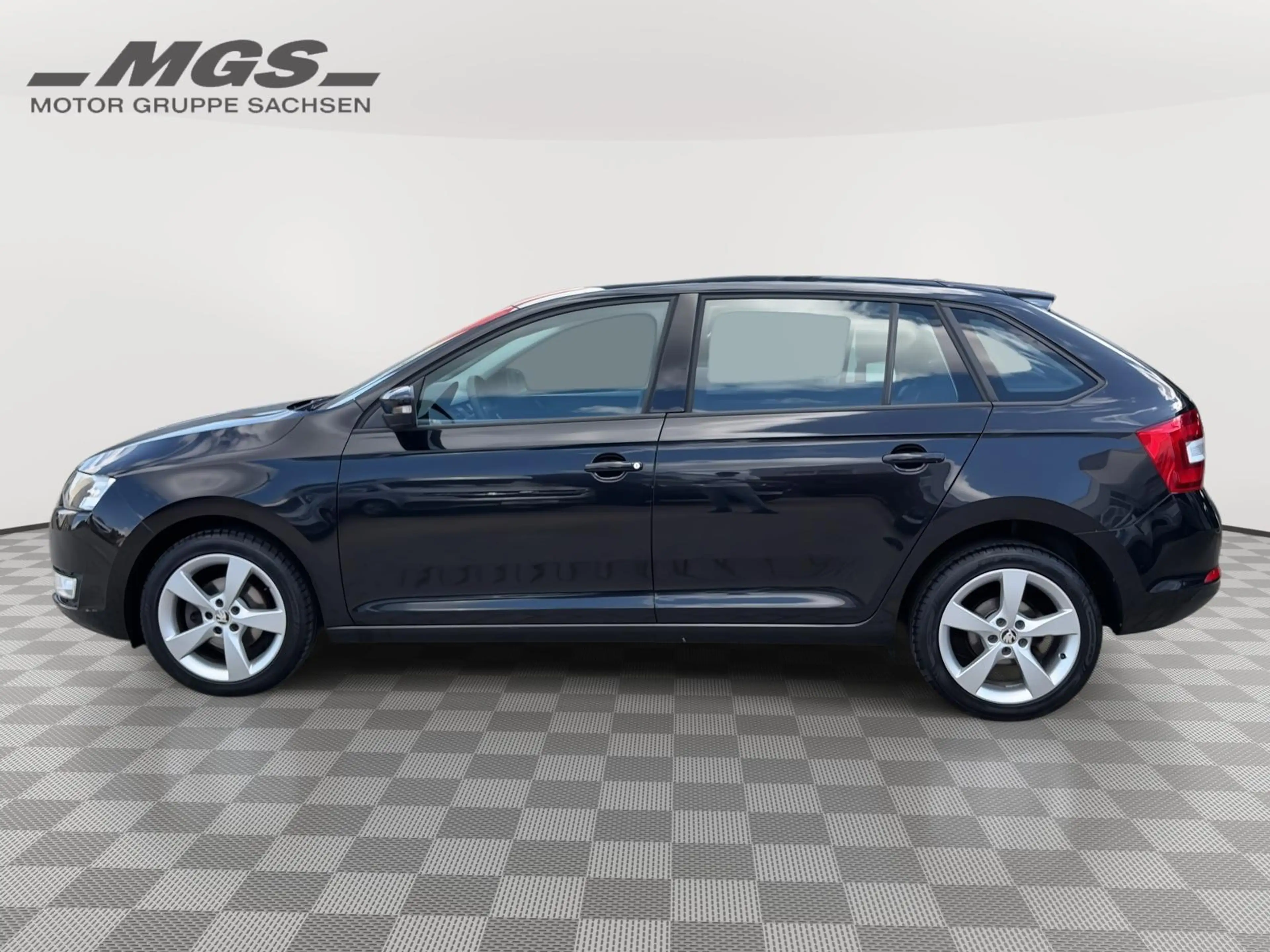 Skoda Rapid/Spaceback 1.2 TSI 'Cool Edition' #PDC #LMF #KLIMA #ISOFIX — photo 12