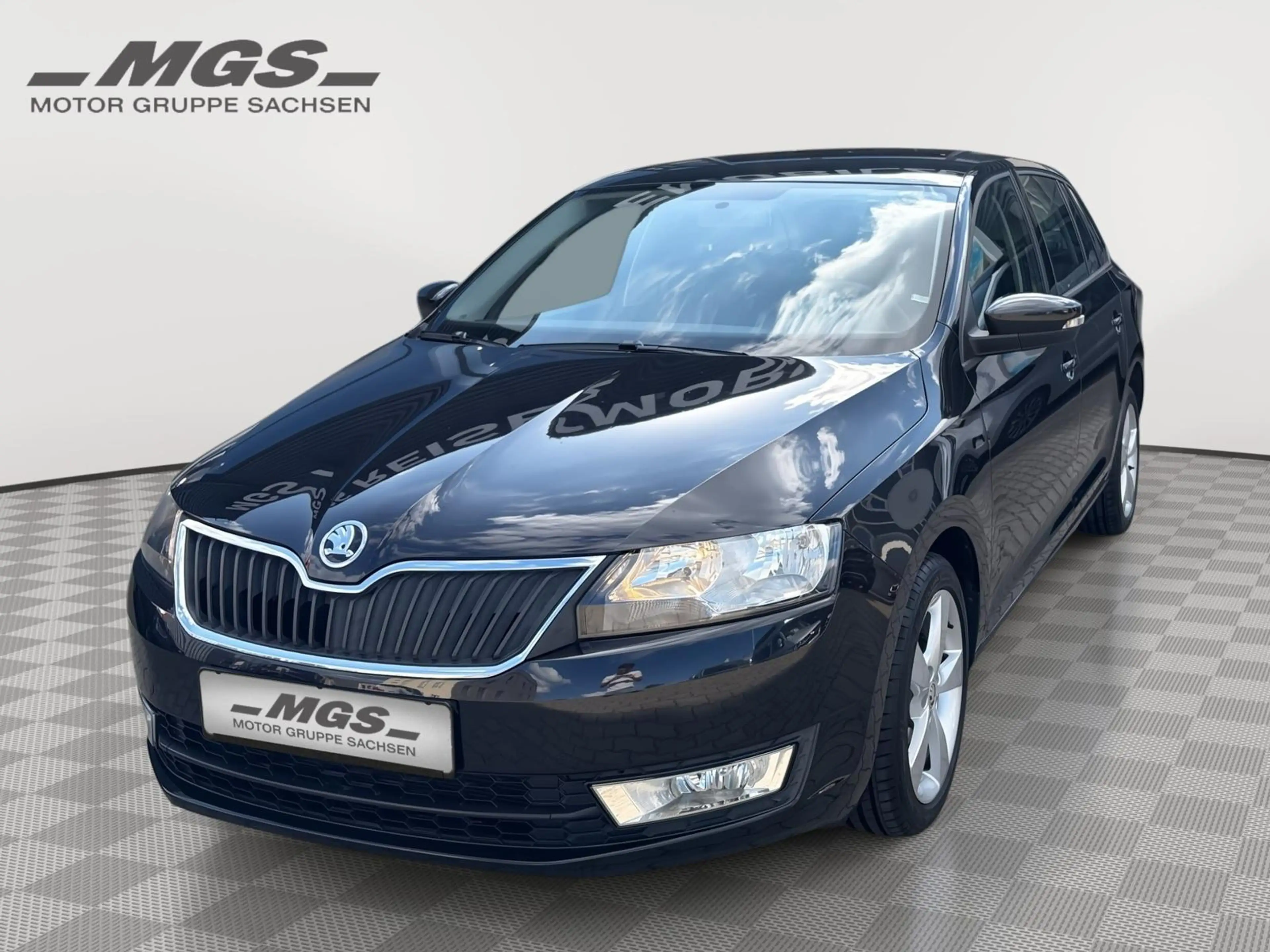 Skoda Rapid/Spaceback 1.2 TSI 'Cool Edition' #PDC #LMF #KLIMA #ISOFIX — photo 2