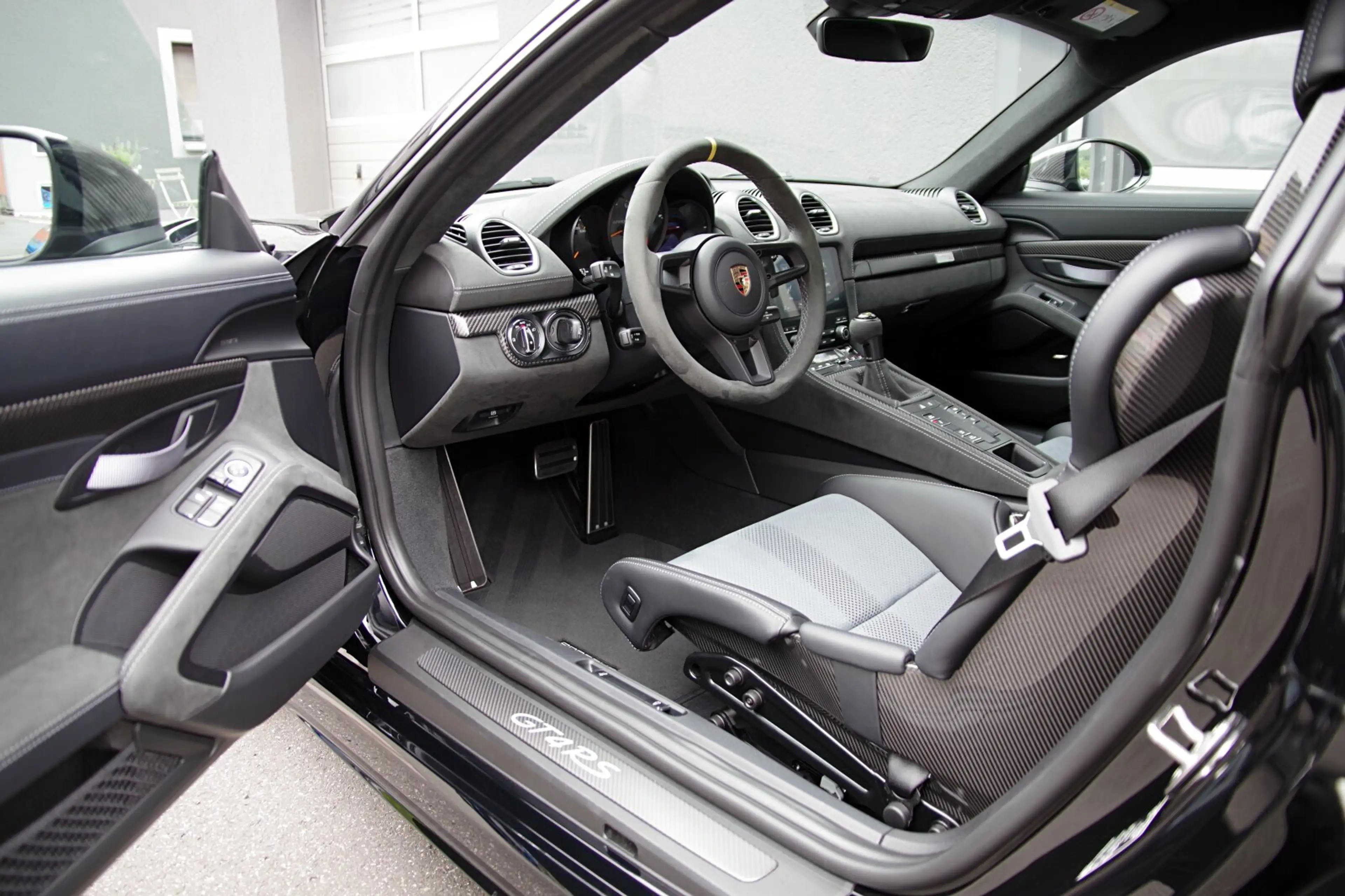 Porsche 718 718 Cayman GT4 RS*Weissach,Clubsport,Lift,Carbon — photo 4