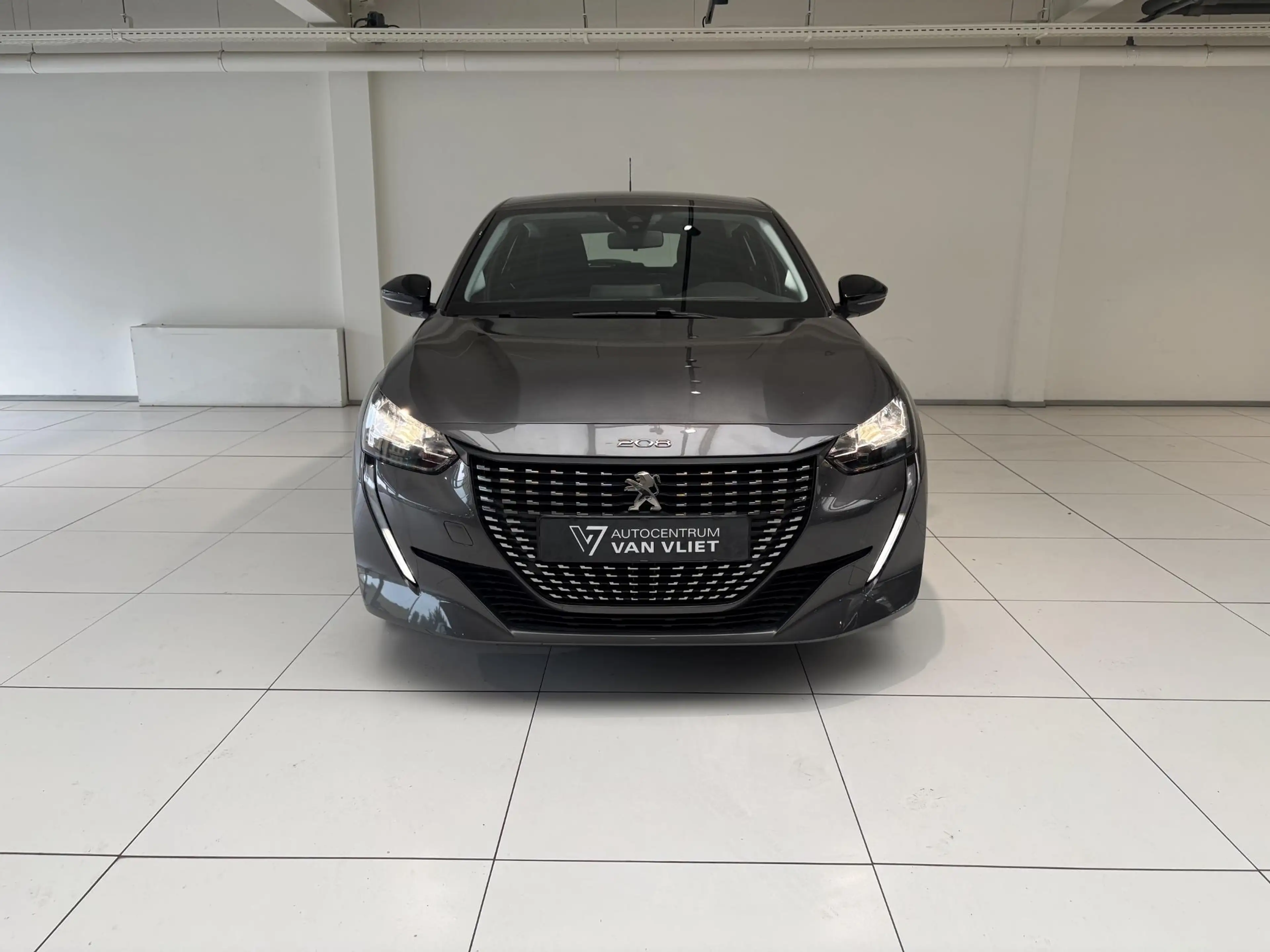 Peugeot 208 1.2 PureTech Active . — photo 14