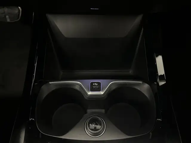 BMW 1 Series view 21