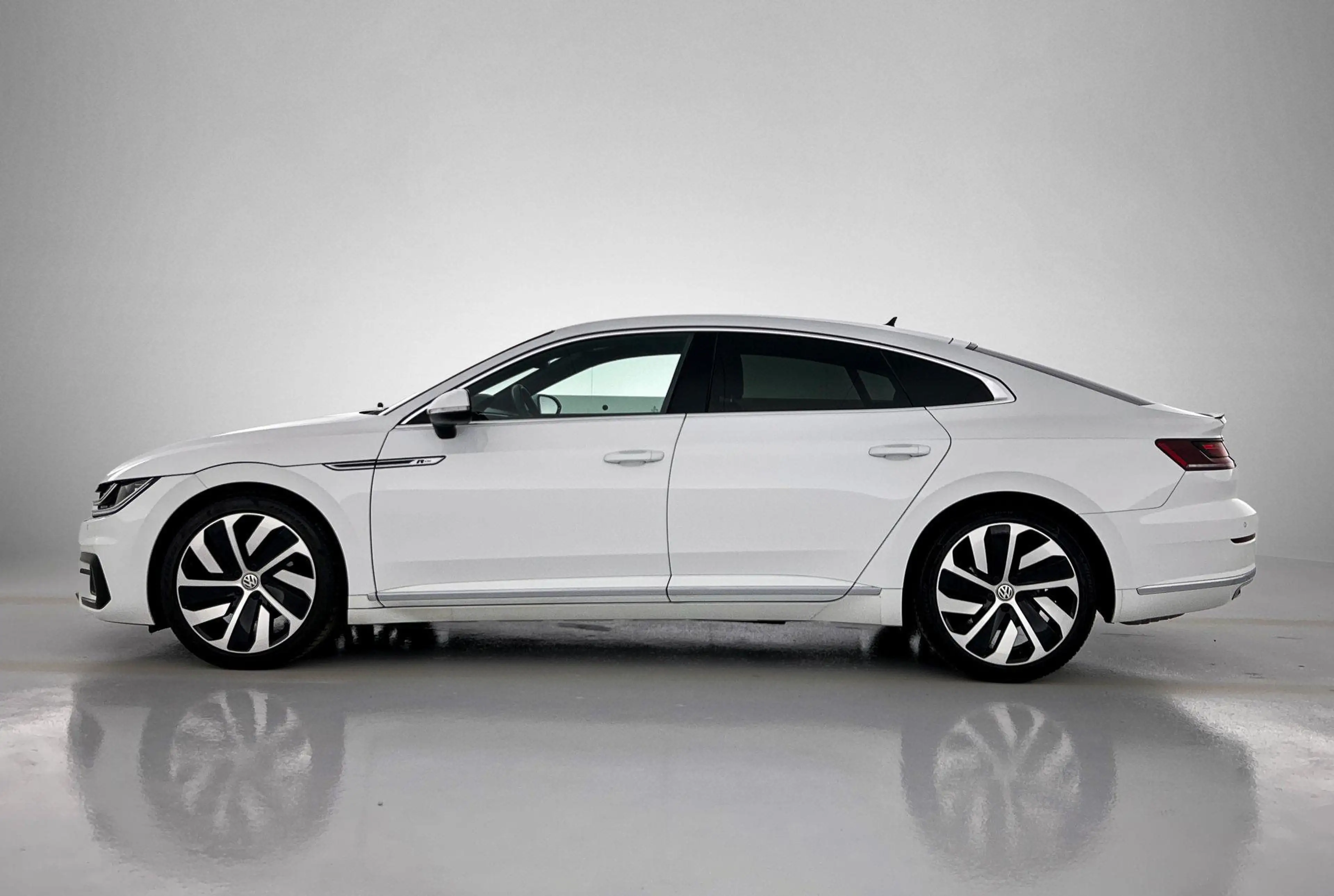 Volkswagen Arteon 2.0 TSI R Line Automaat | Adaptive Cruise Control — photo 3
