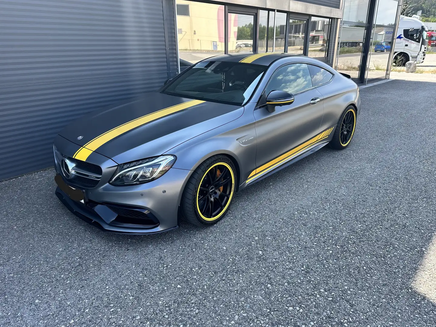 Mercedes-Benz C 63 AMG C 63 AMG S Coupe Aut. S Edition 1 Grau - 1