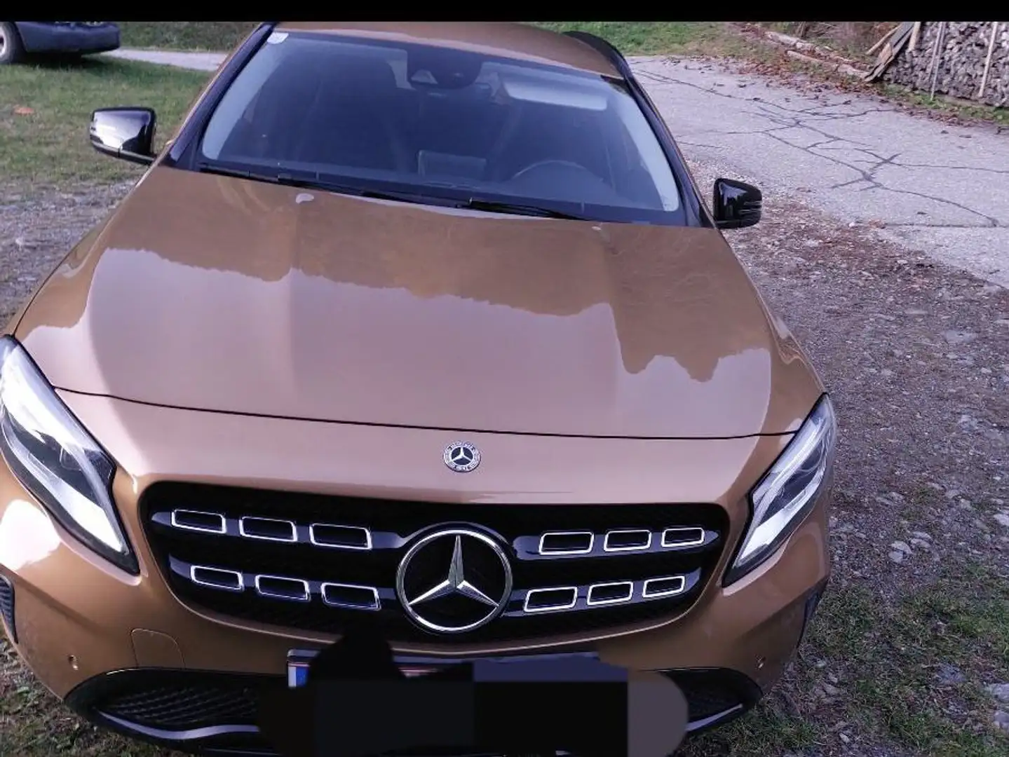 Mercedes-Benz GLA 200 GLA 200 d 4MATIC Aut. Bronz - 1