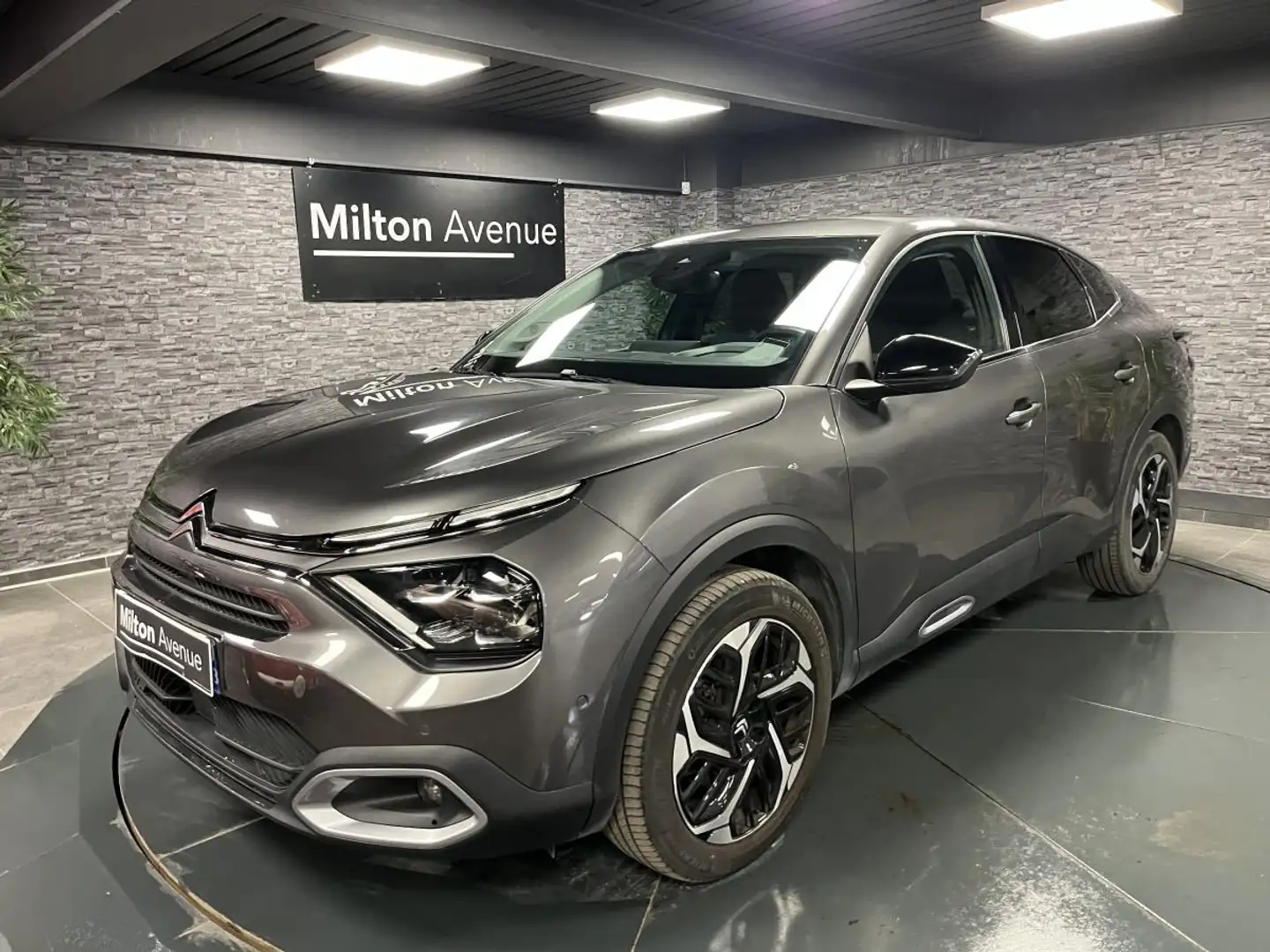 Citroen C4 1.5 BlueHDi 16V - 130 S\u0026S - BV EAT8 Max Gris - 1