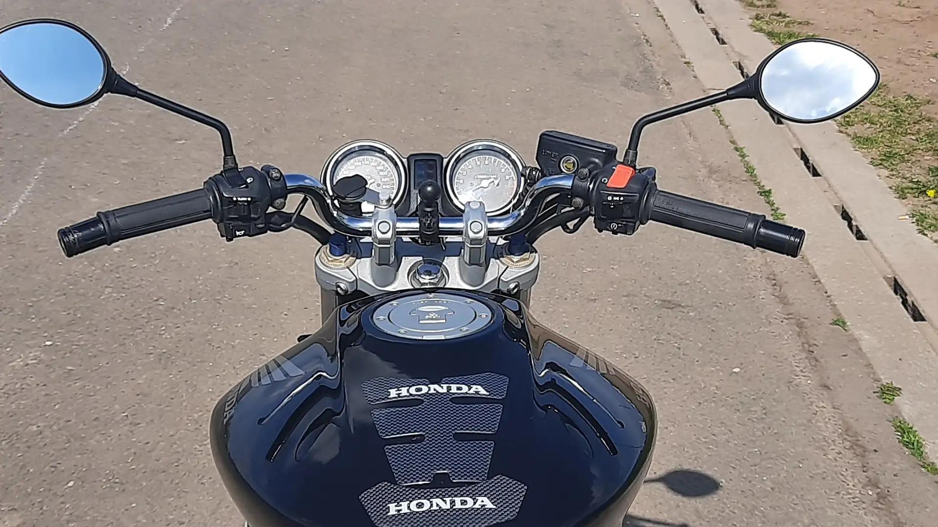 Honda CB 900 Hornet Noir - 2