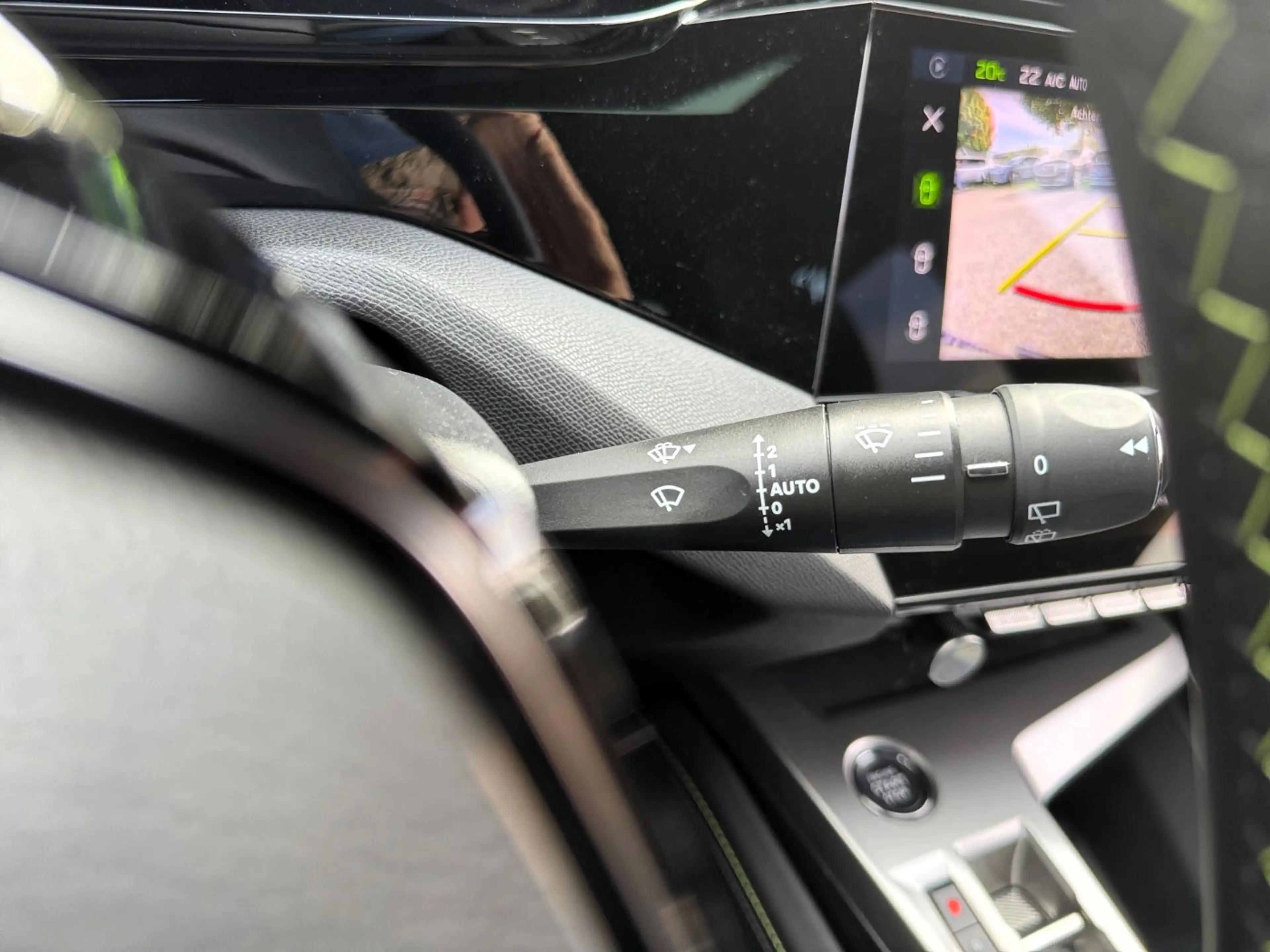 Peugeot 308 SW Hybrid 145 e-DSC6 GT ACC+LED+Navi+Kam. — photo 15