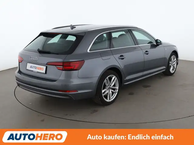 Audi A4 view 6