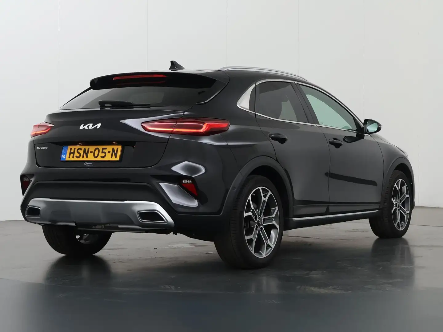 Kia XCeed 1.6 GDi PHEV ExecutiveLine | Navigatie | Parkeerca Zwart - 2