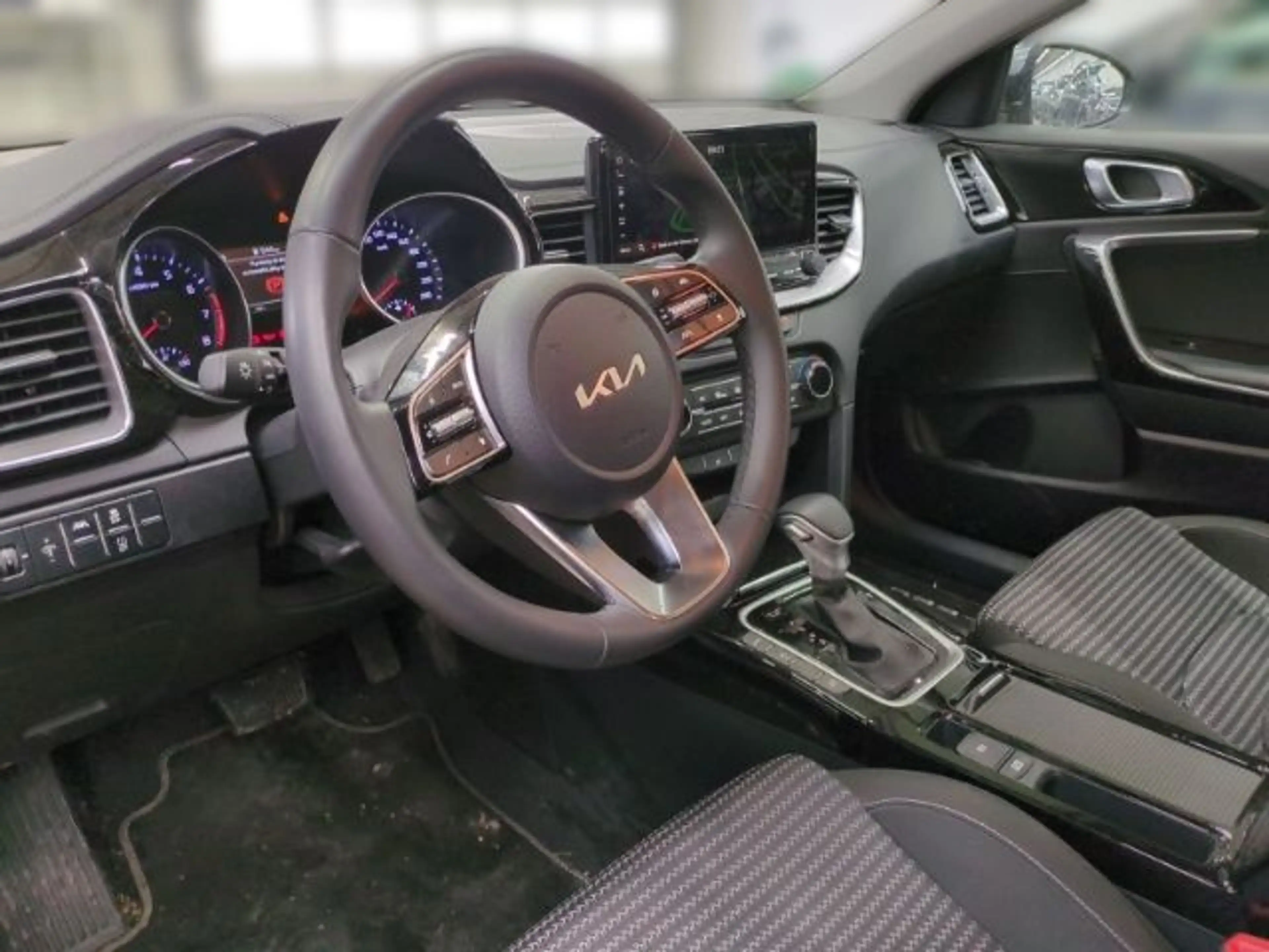 Kia Ceed / cee'd Ceed Sportswagon Spirit 1.5T NAVI,CARPLAY,KAMERA — photo 11