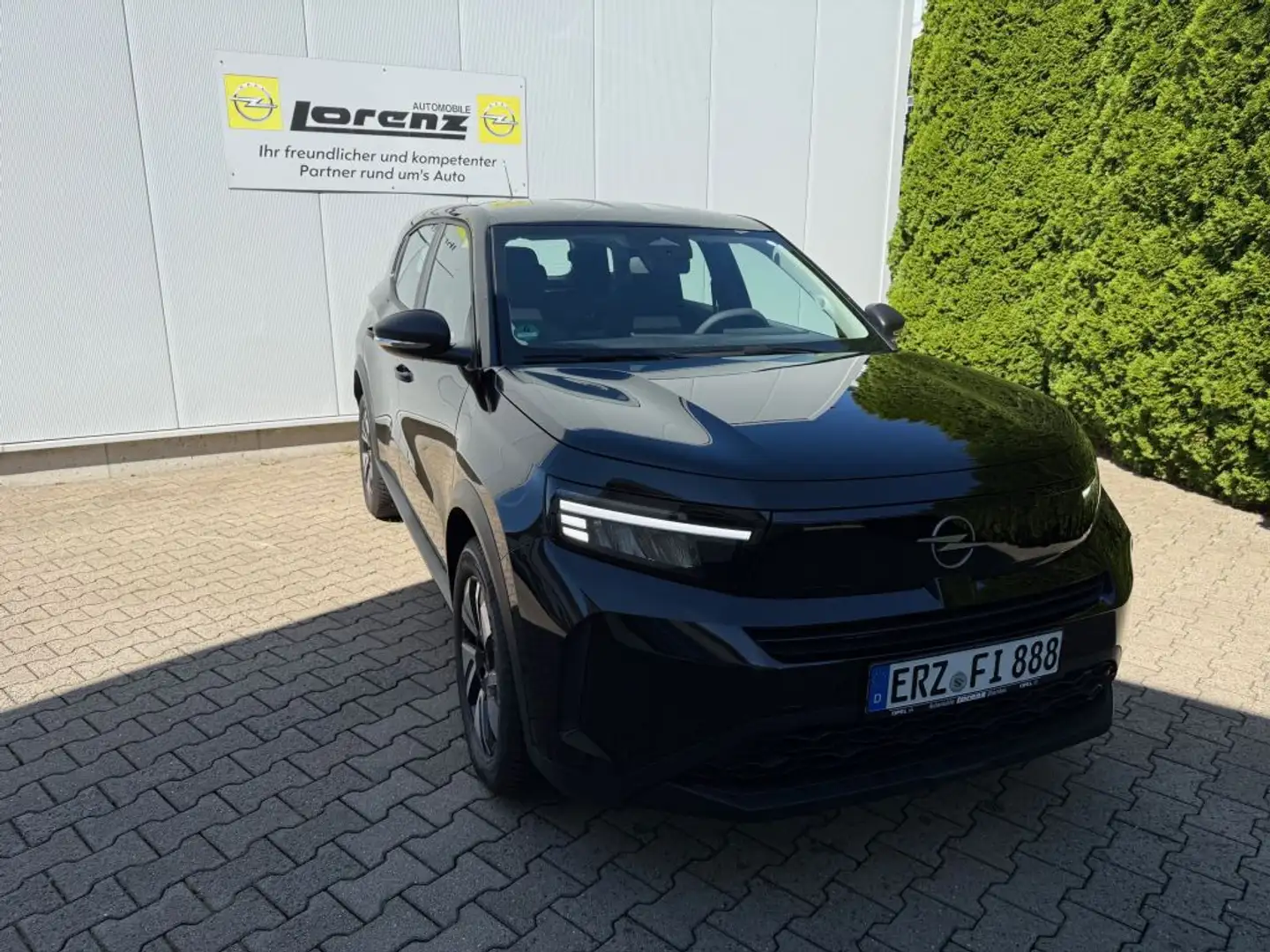 Opel Frontera 1.2 DI Hybrid 48V eDCT Edition Schwarz - 1