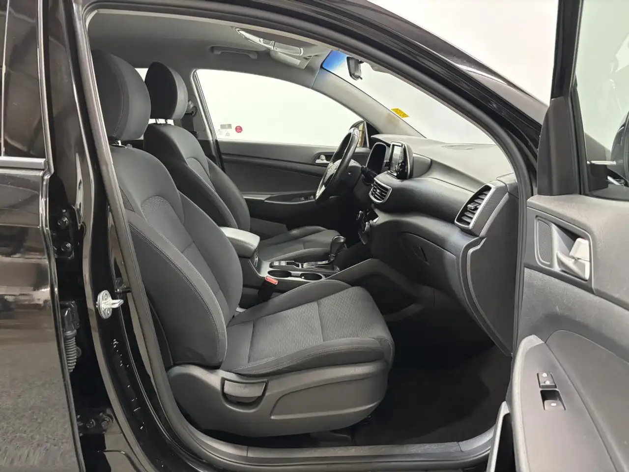 Hyundai TUCSON photo Hyundai TUCSON