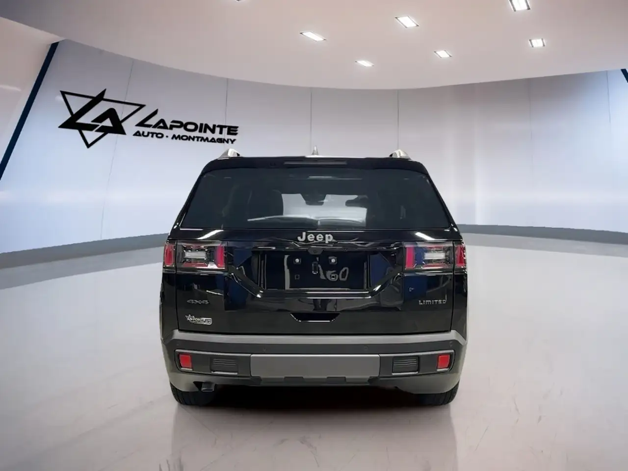 Jeep Cherokee снимка Jeep Cherokee