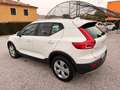 Volvo XC40 1.5 t3 163 cv Momentum Pro Automatica Bianco - thumbnail 5