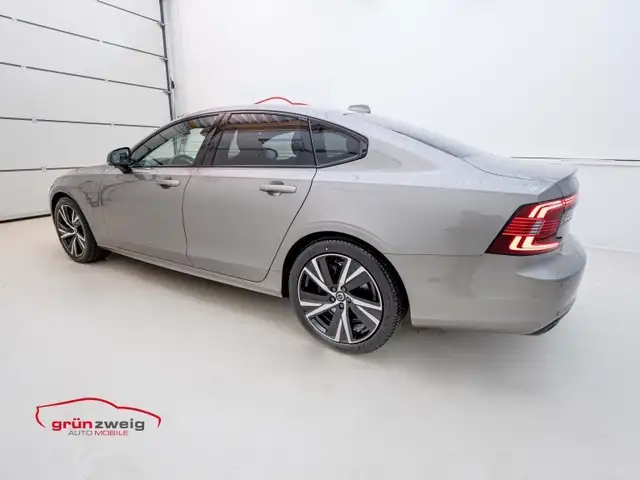 Volvo S90 T8 AWD Recharge PHEV R-Design Ansicht 6