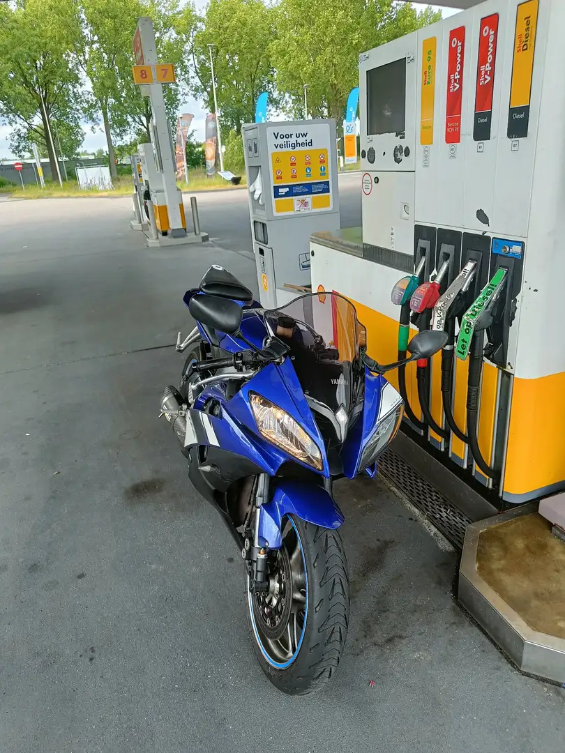 Yamaha YZF-R6 Bleu - 1