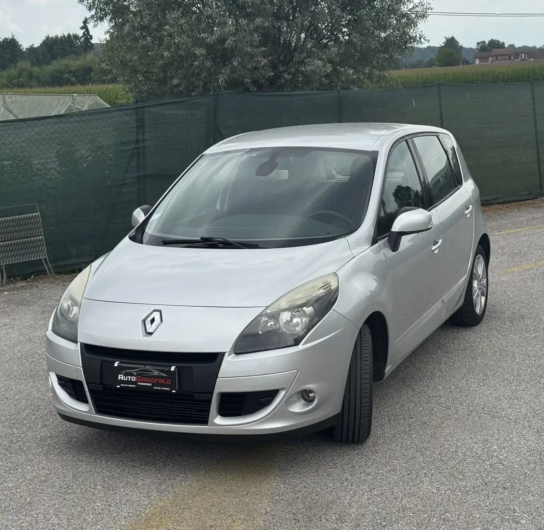 Renault Scenic luxe - 1