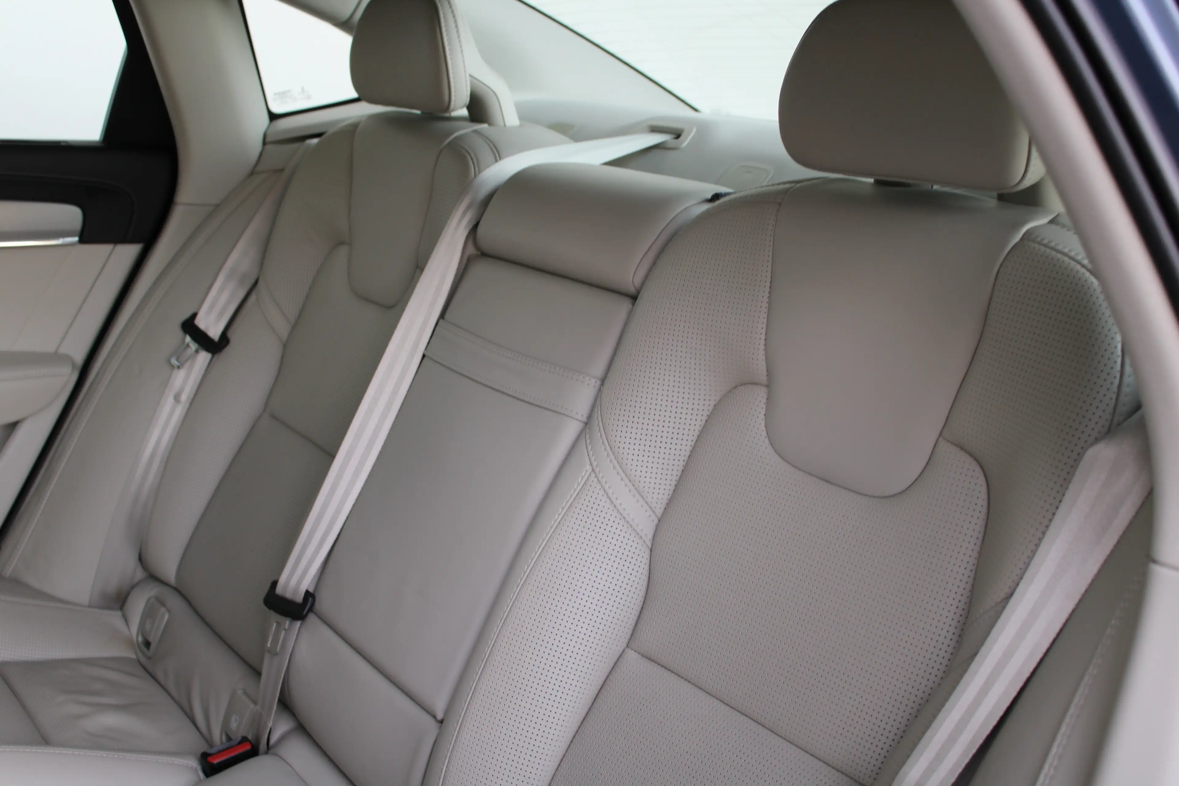 Volvo S90 2.0 T8 AWD Inscription | 360°-camera | Achterbank — photo 14