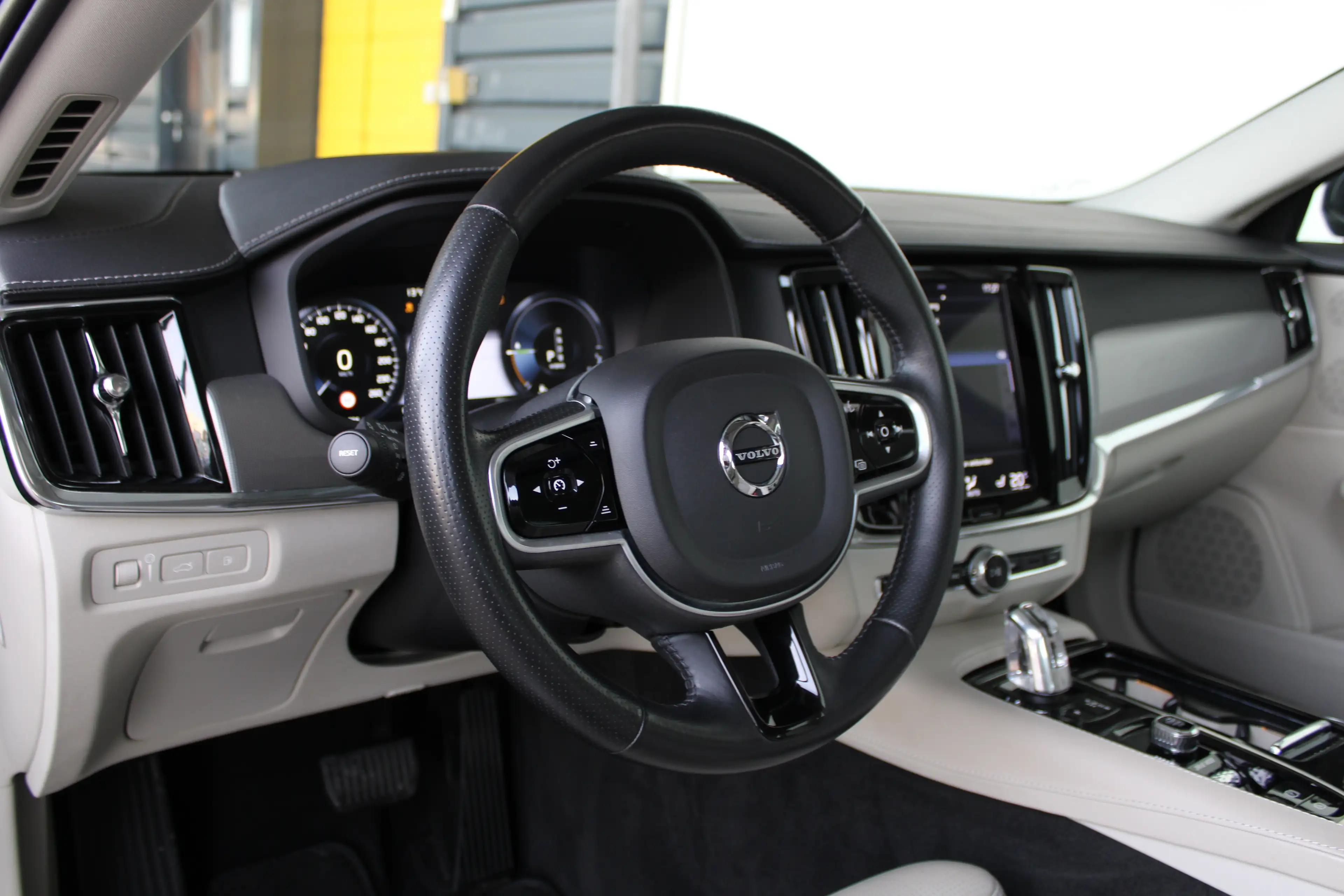 Volvo S90 2.0 T8 AWD Inscription | 360°-camera | Achterbank — photo 10