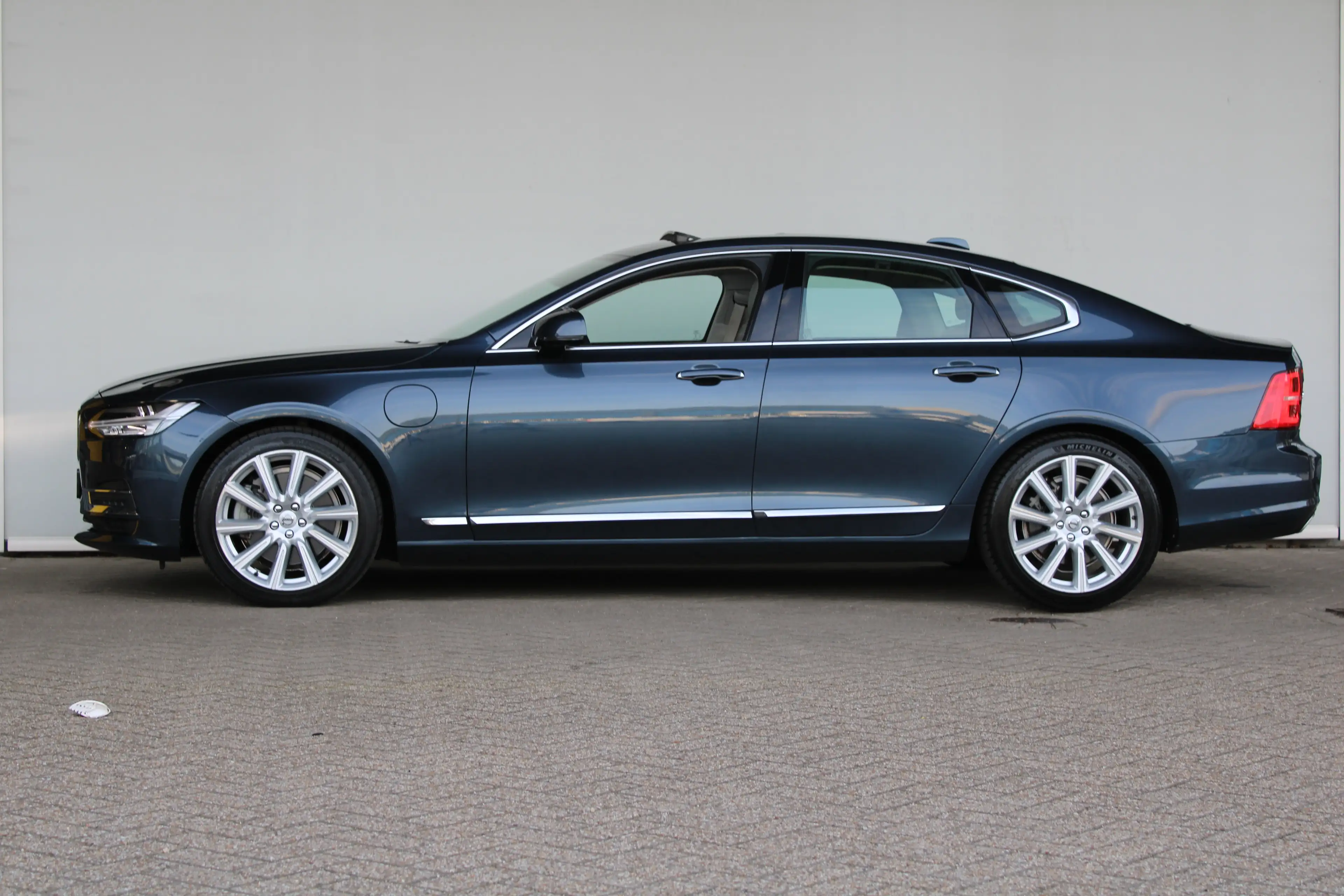 Volvo S90 2.0 T8 AWD Inscription | 360°-camera | Achterbank — photo 9