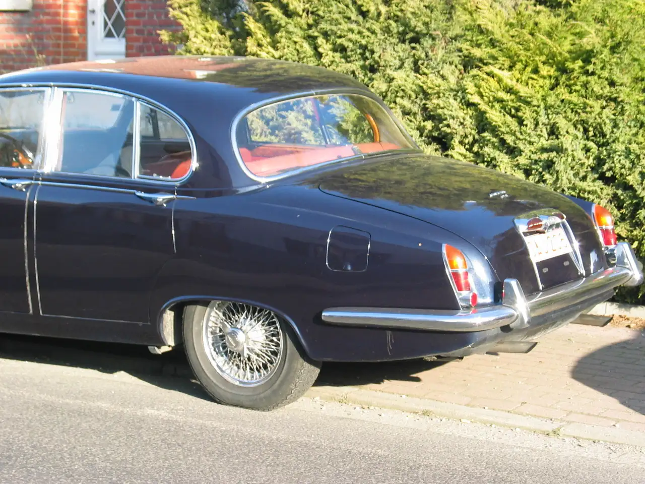 Jaguar 420, foto 3