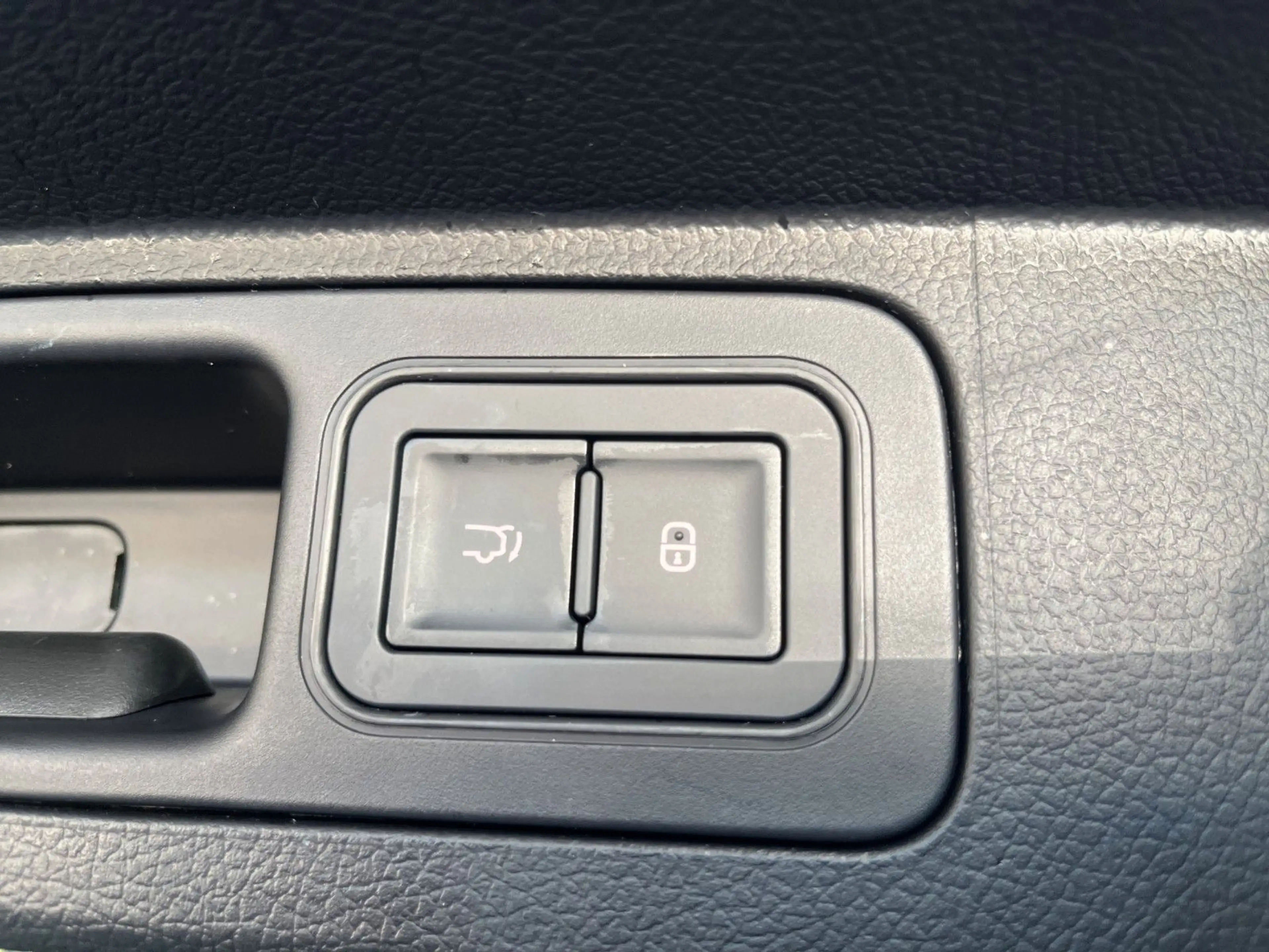 BYD Seal U DM-i Design AWD /360°/HUD/SHZ/PANO-DA — photo 12