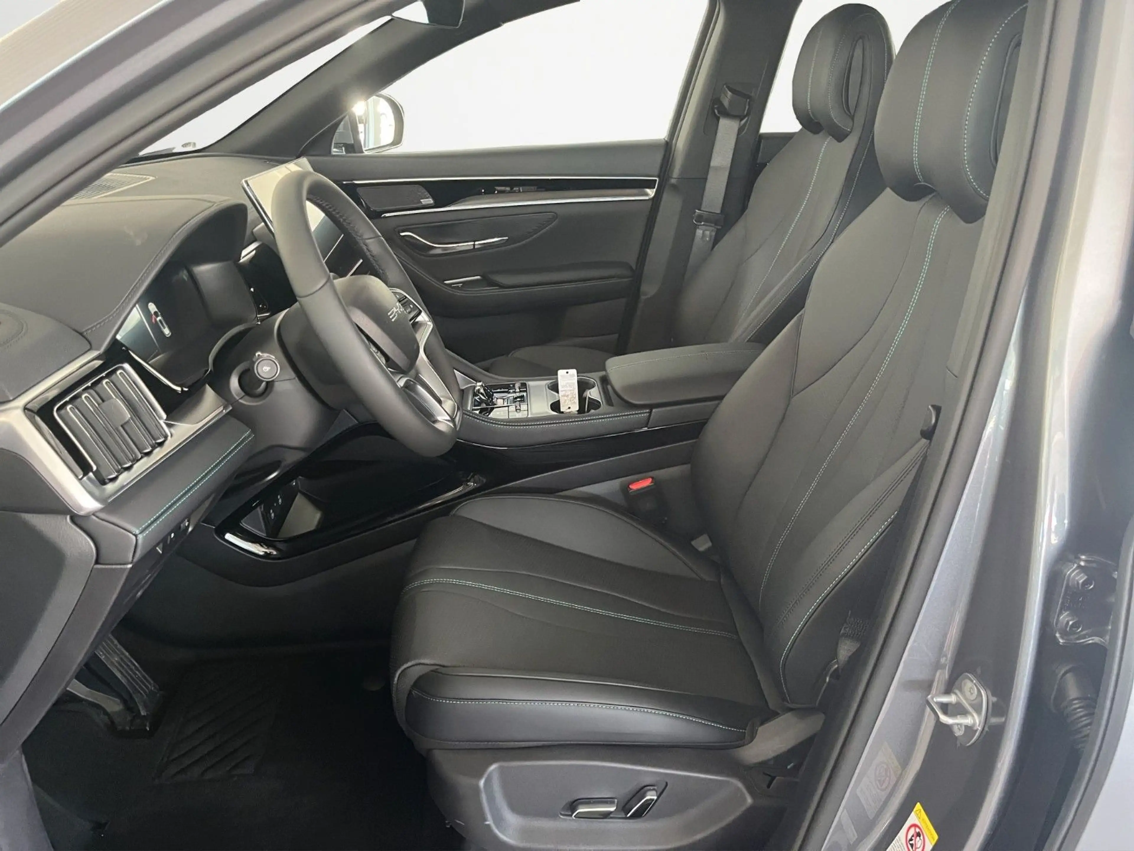 BYD Seal U DM-i Design AWD /360°/HUD/SHZ/PANO-DA — photo 6