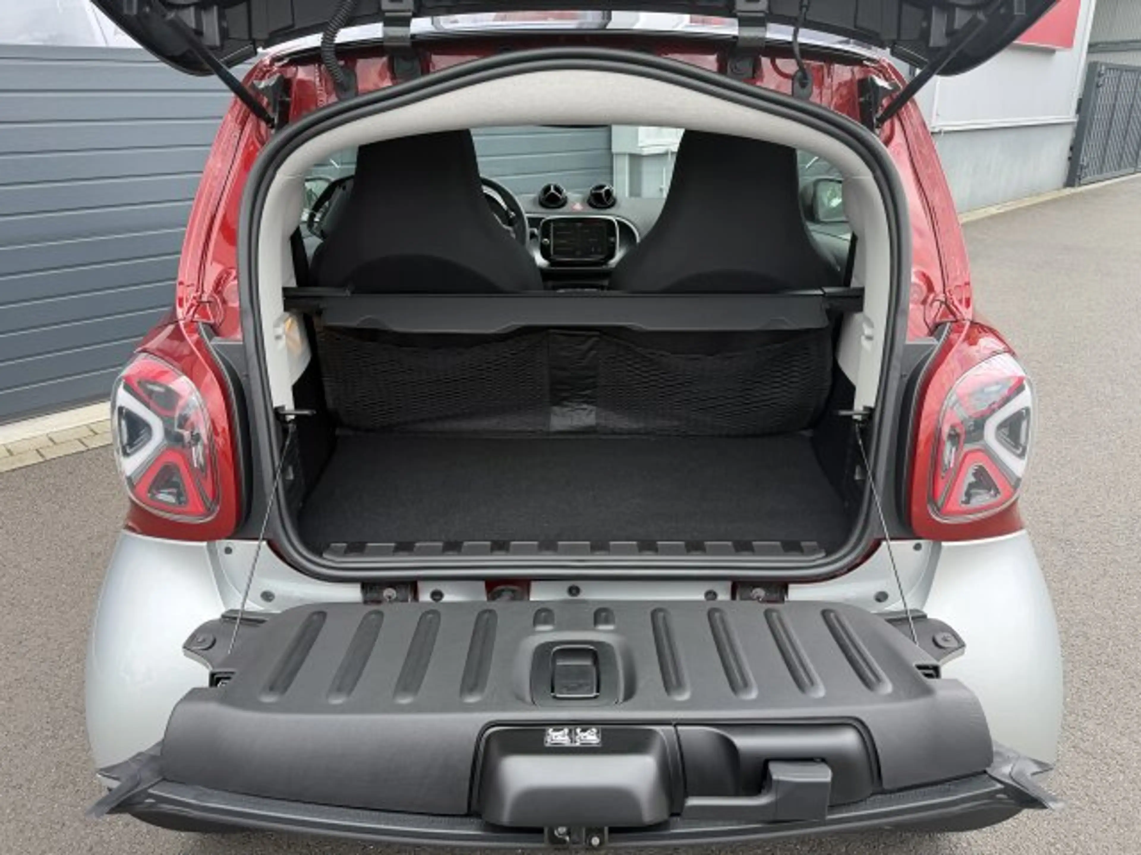 smart forTwo smart EQ fortwo Exclusive LED Kamera Panorama... — photo 8