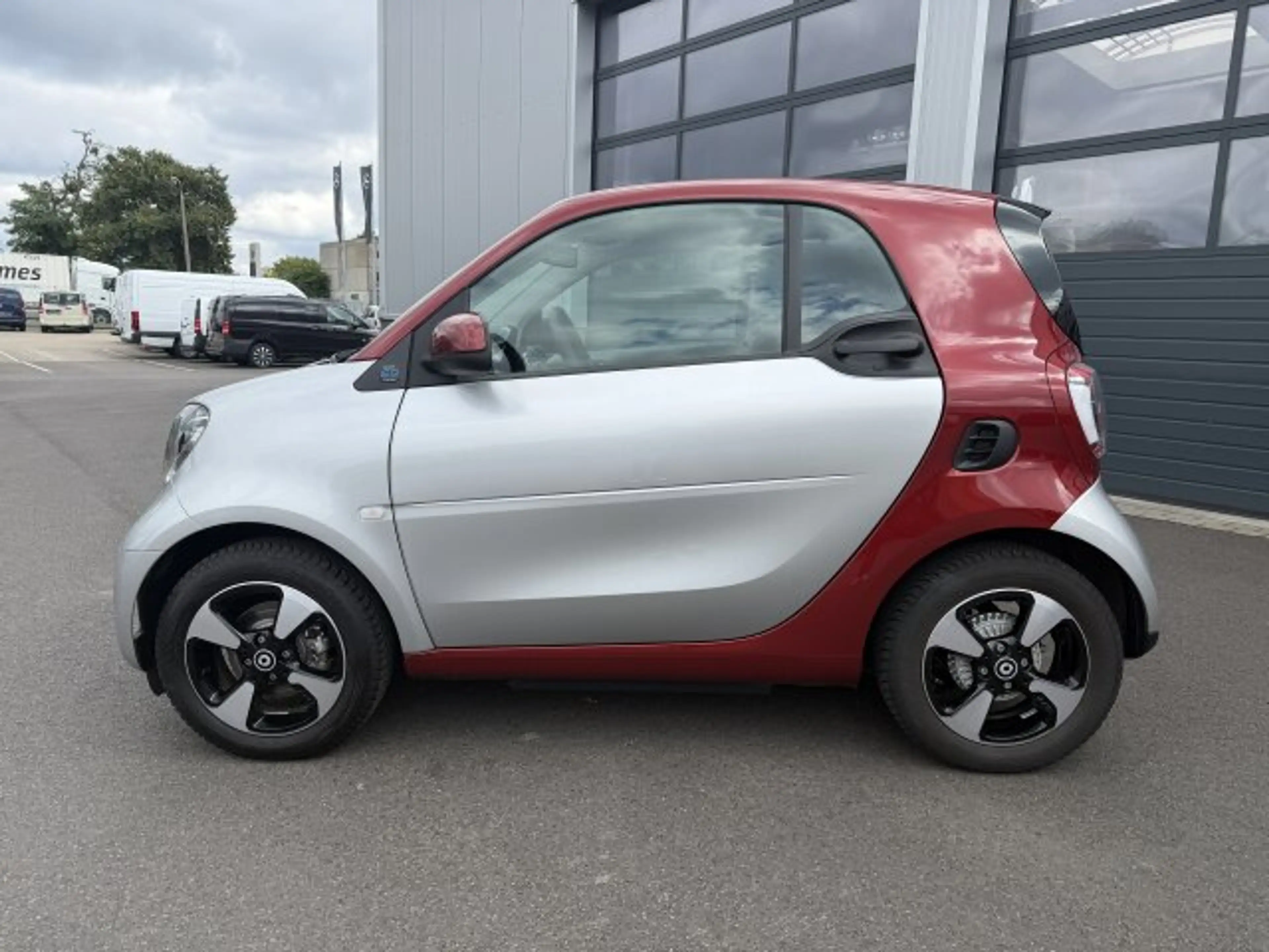 smart forTwo smart EQ fortwo Exclusive LED Kamera Panorama... — photo 4