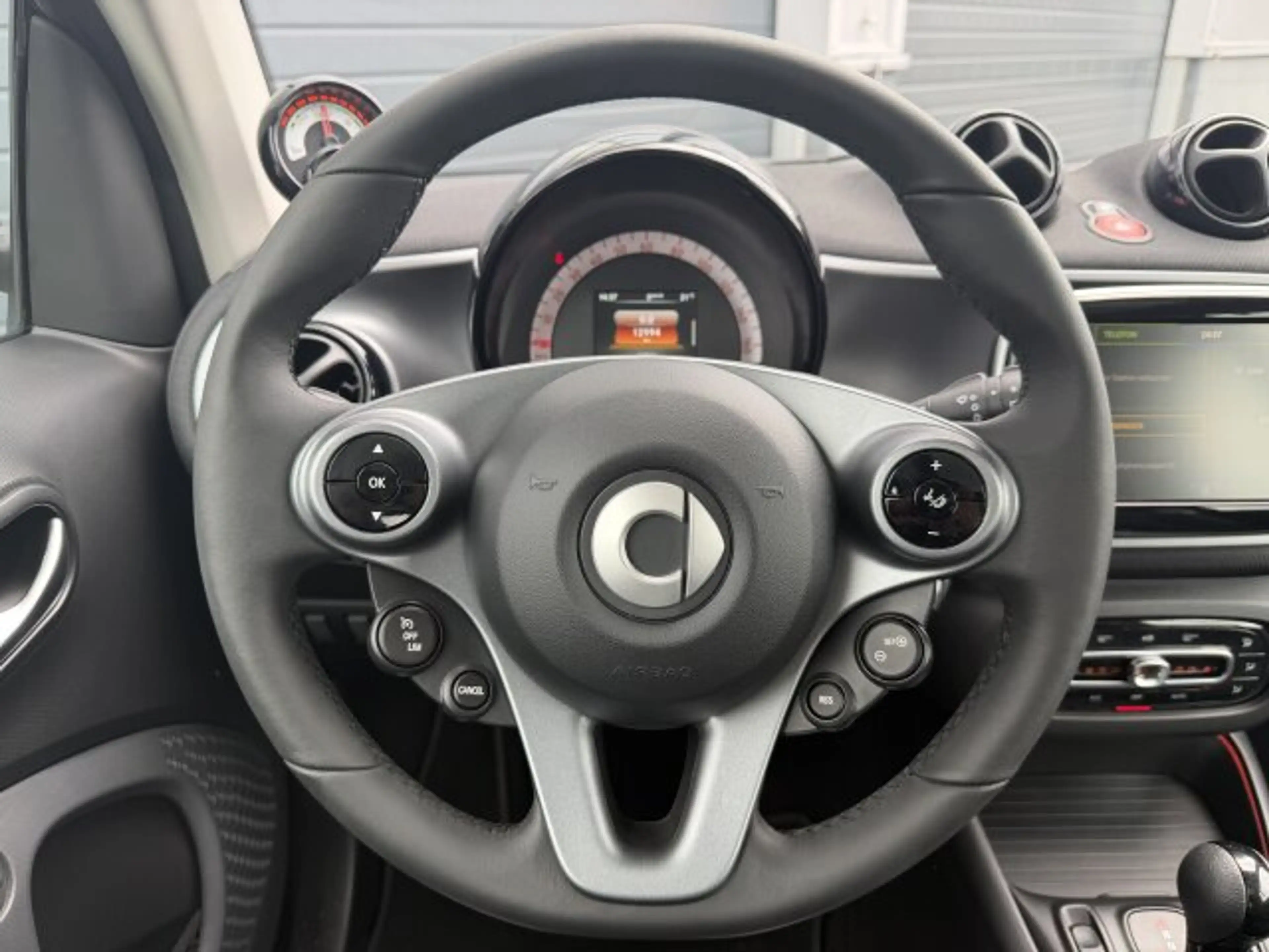smart forTwo smart EQ fortwo Exclusive LED Kamera Panorama... — photo 9