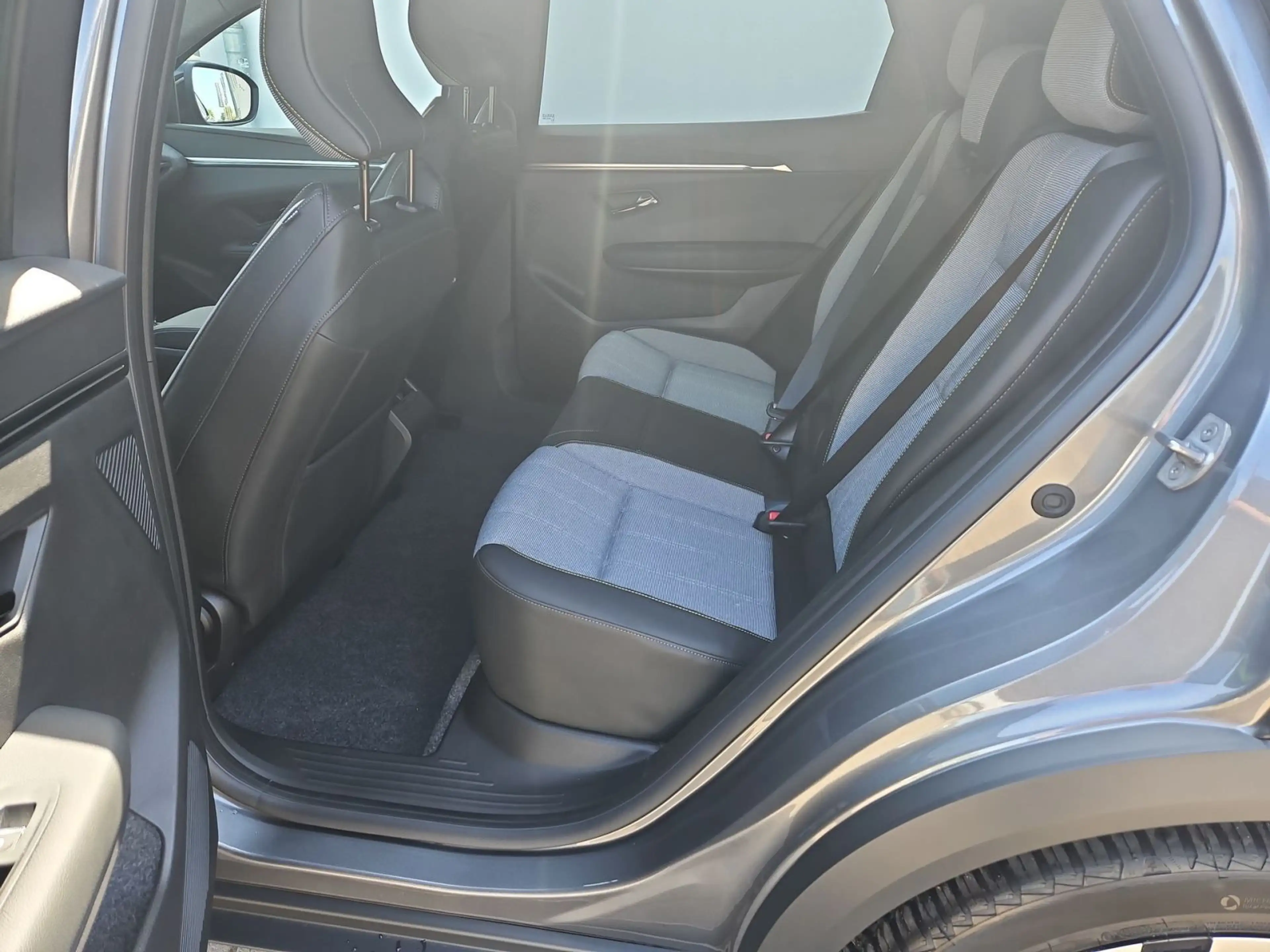 Renault Scenic E-Tech Electric EV60 170HP Techno — photo 13