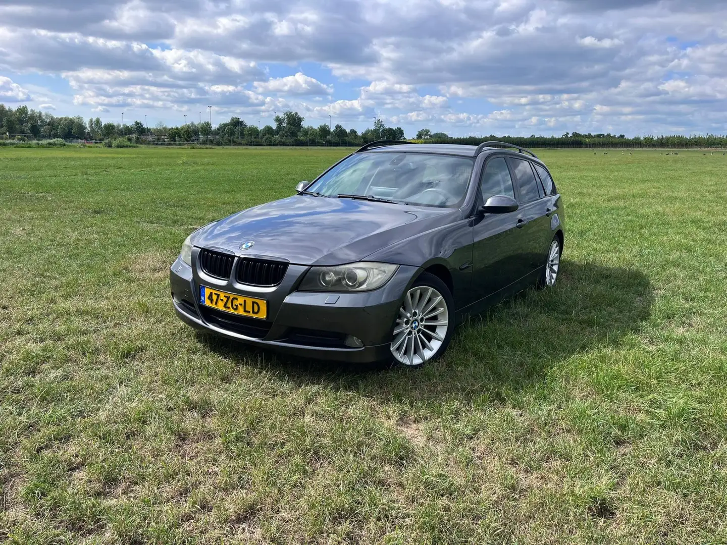 BMW 318 3-serie Touring 318i Executive Gris - 1