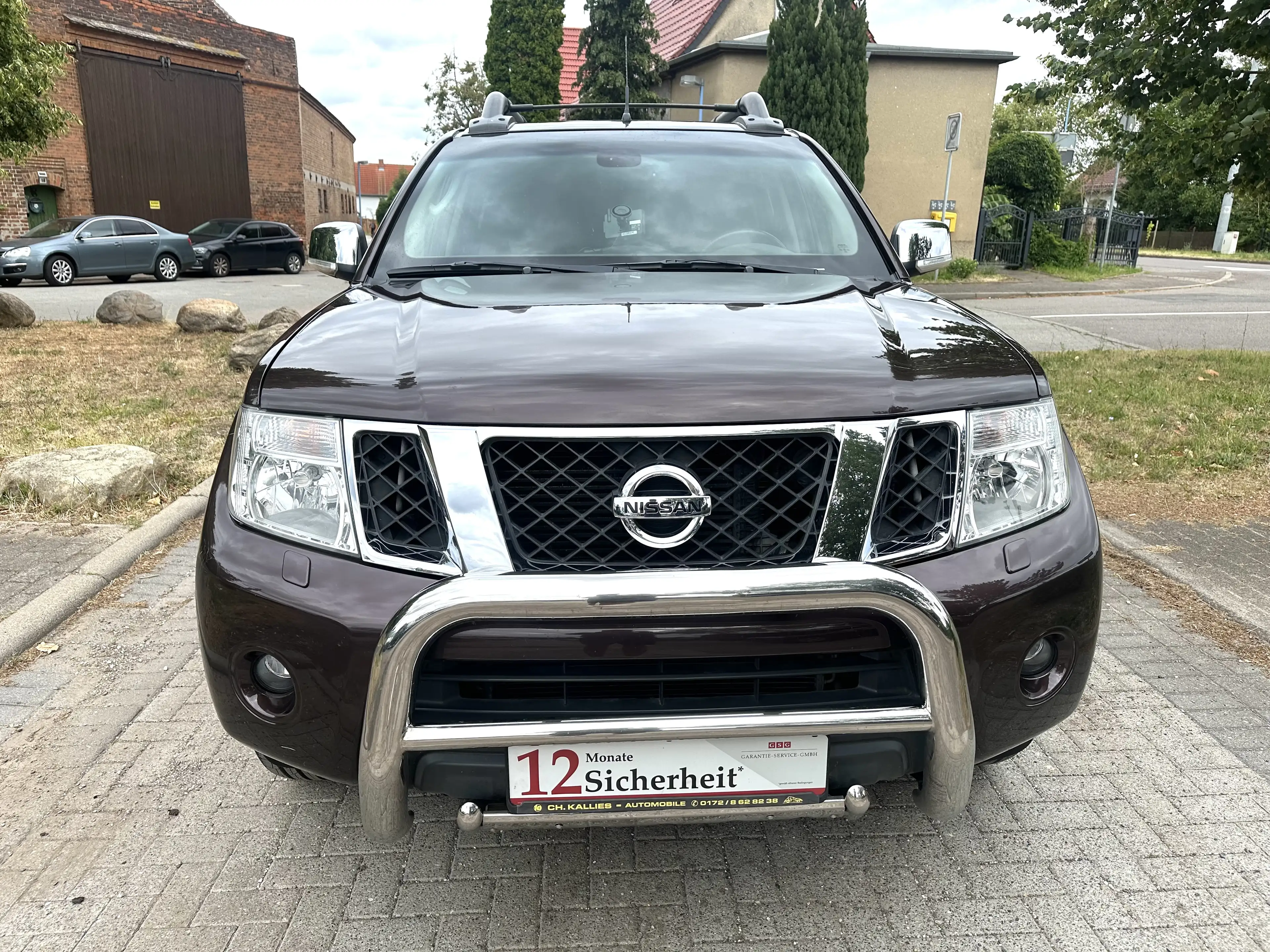Nissan Navara Pickup Double Cab LE 4x4 1.HAND|HU NEU — photo 3