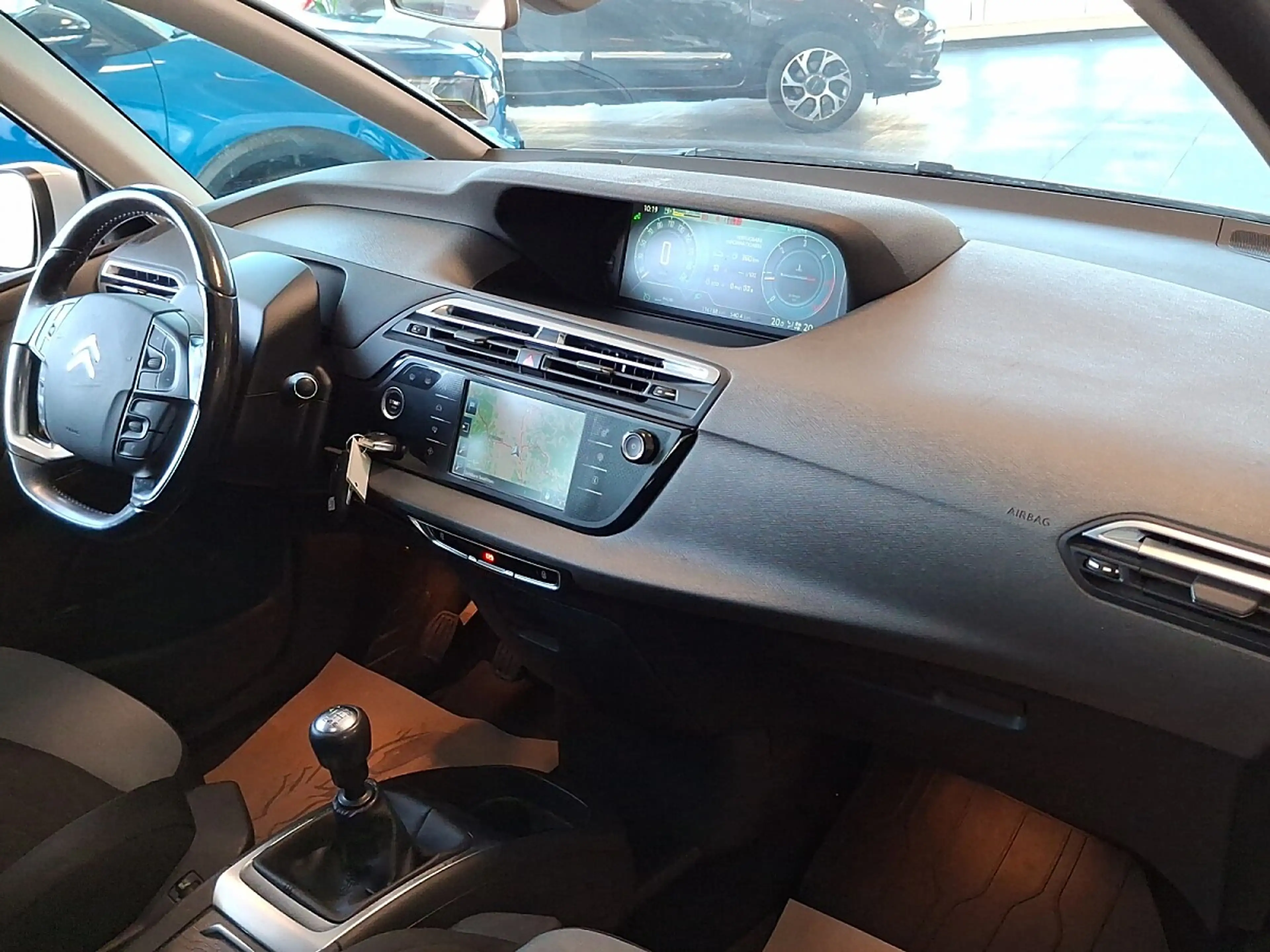 Citroen Grand C4 Picasso BlueHDi 120 S&S 6-Gang Intensive — photo 11