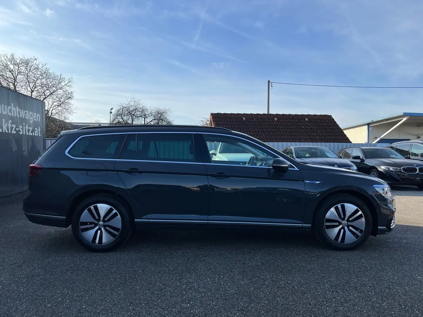 Volkswagen Passat Variant GTE 1,4 TSI PHEV DSG | €63.000 NP Grau - 2