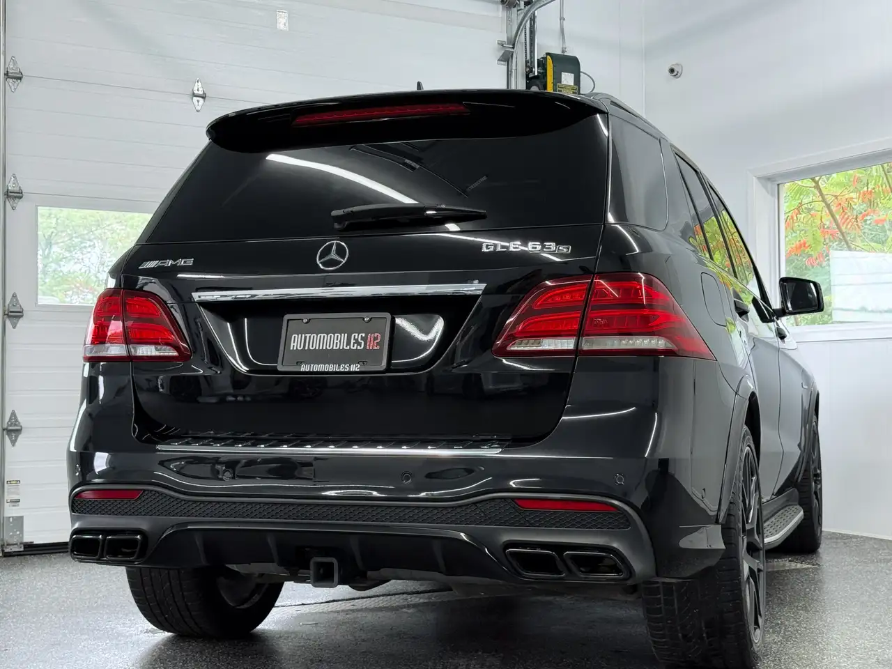 Mercedes-Benz GLE снимка Mercedes-Benz GLE