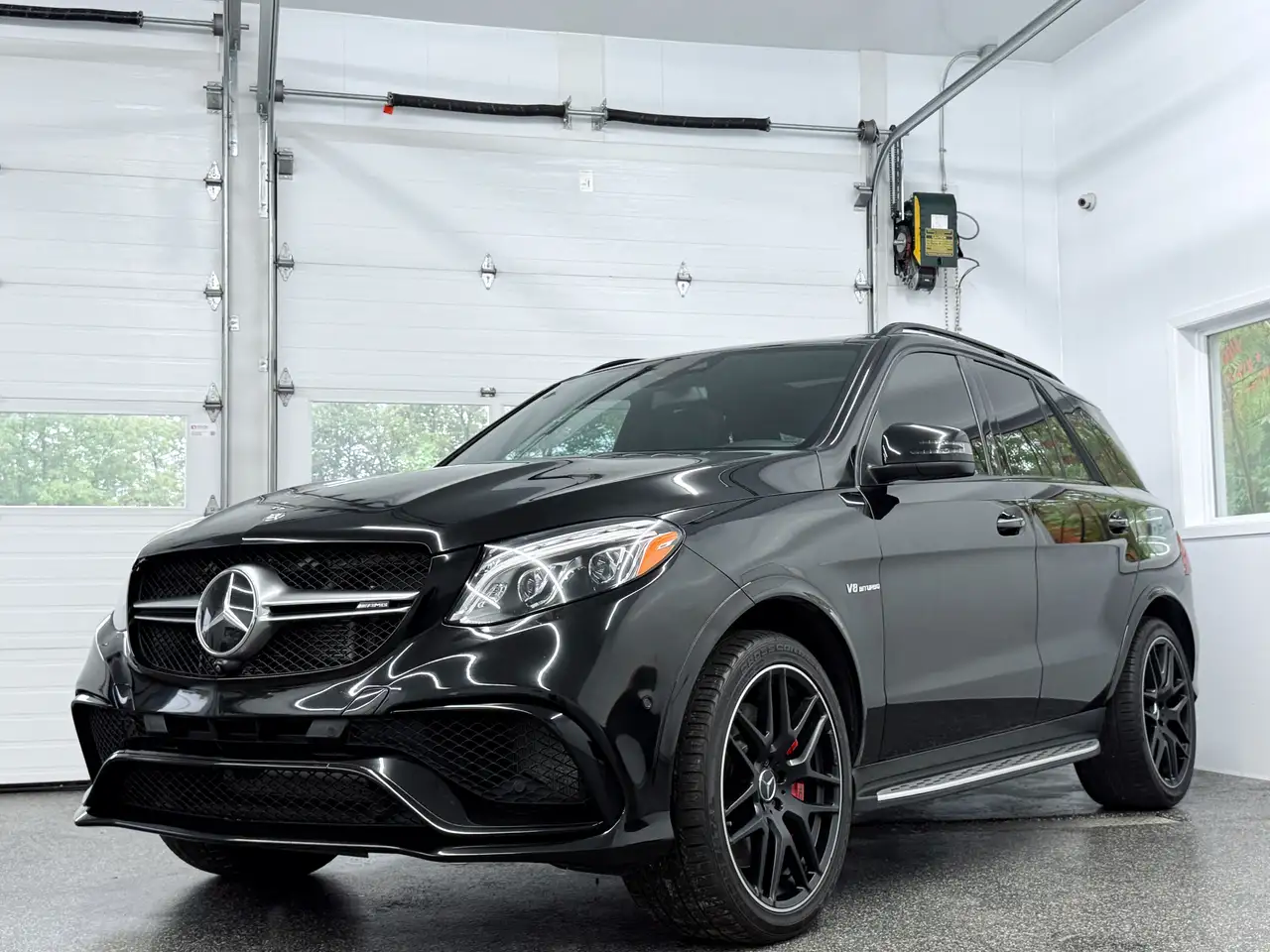 Mercedes-Benz GLE снимка Mercedes-Benz GLE