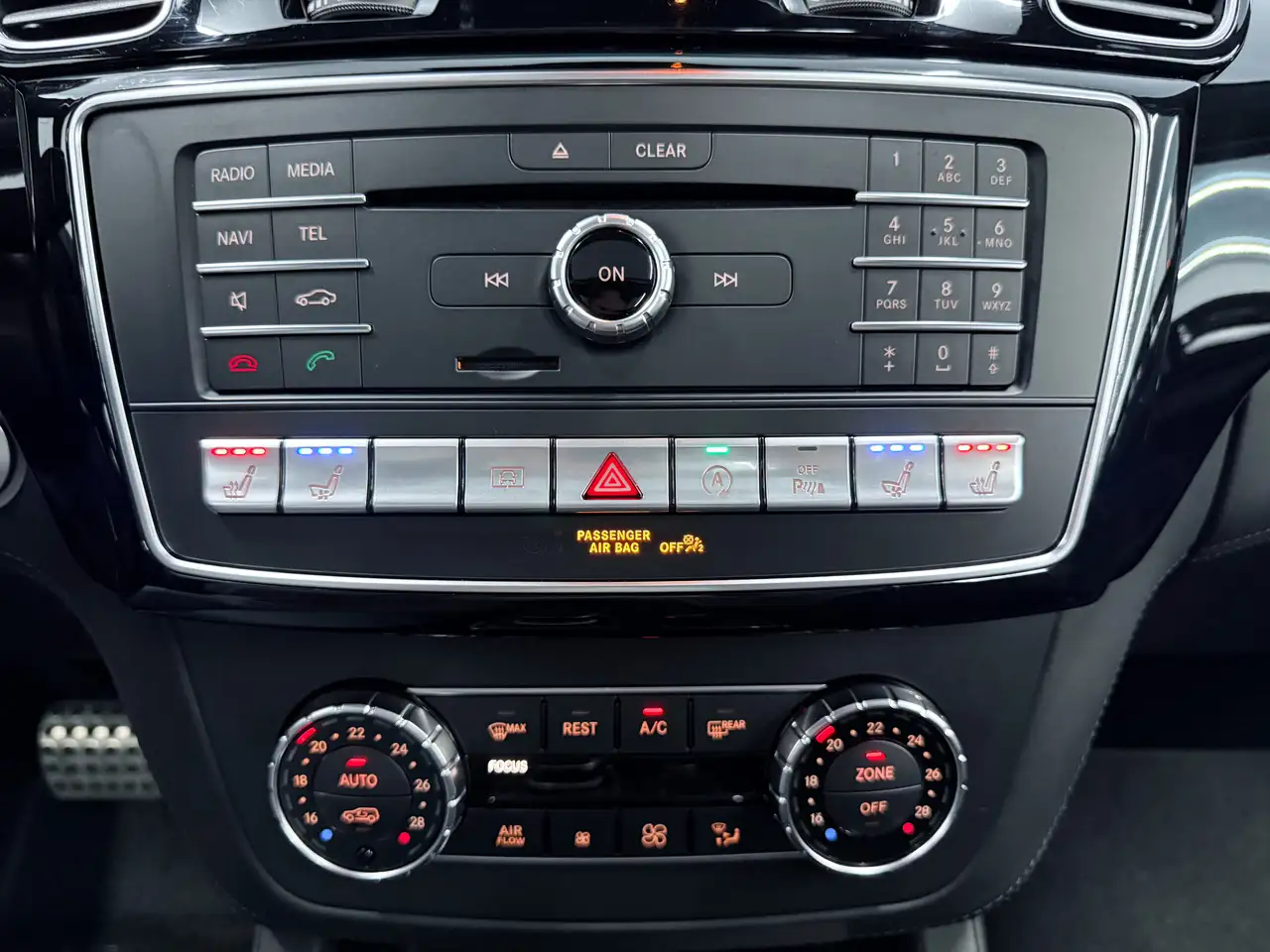 Mercedes-Benz GLE снимка Mercedes-Benz GLE