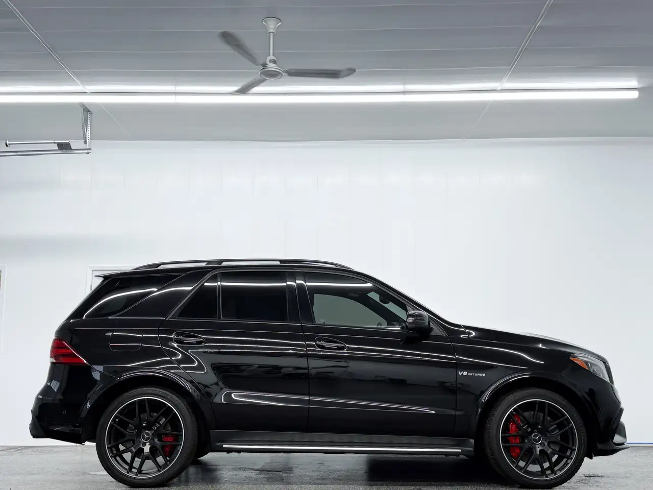 Mercedes-Benz GLE снимка Mercedes-Benz GLE