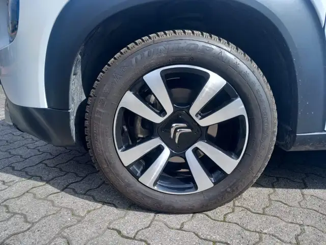 Citroen C3 Aircross view 9