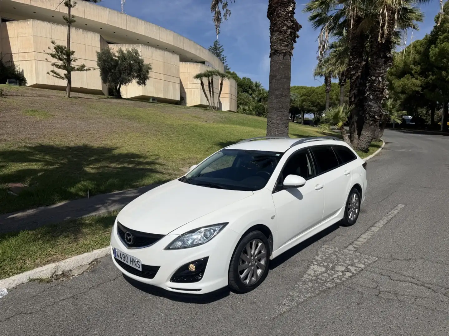 Mazda 6 Wagon 2.0 Style Blanco - 2