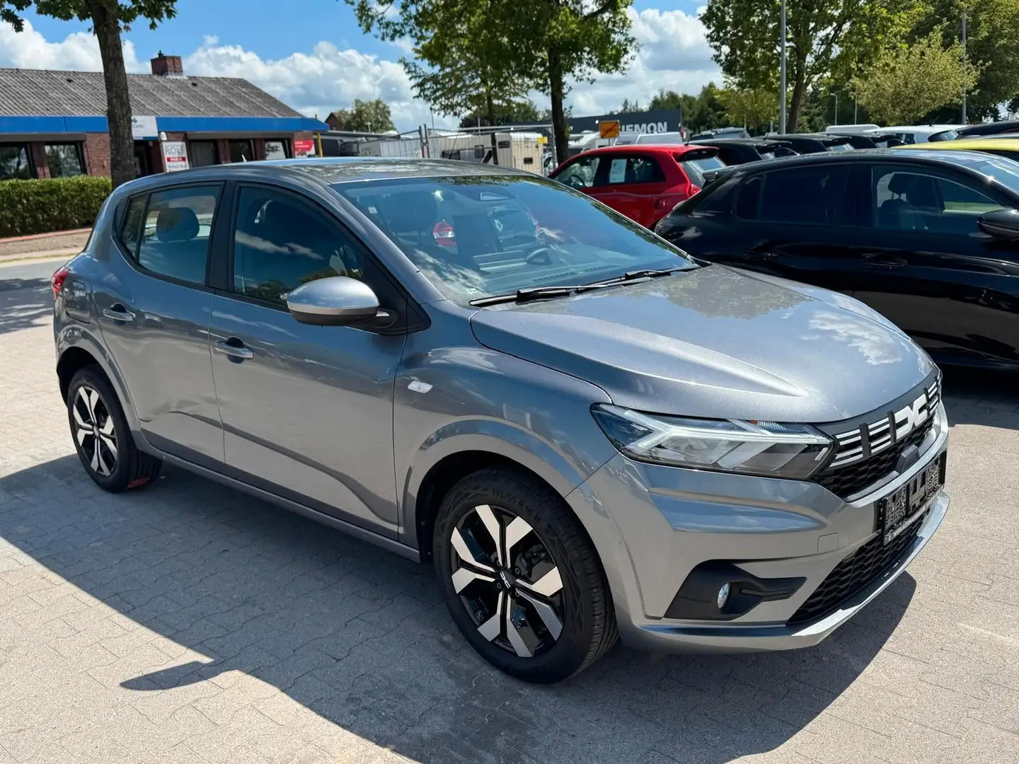 Dacia Sandero Expression TCe 90  CVT | KLIMA Grau - 1