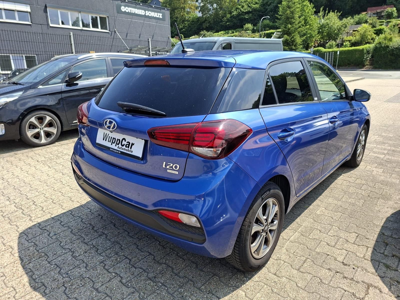 Hyundai i20 Advantage KAMERA*KLIMA*TEMP*SHZ*LH*PDC*ALU* — photo 3