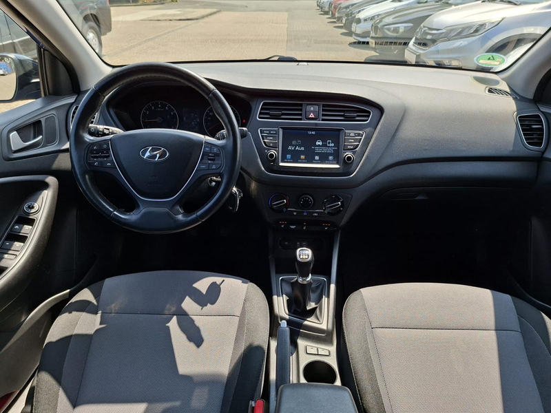 Hyundai i20 Advantage KAMERA*KLIMA*TEMP*SHZ*LH*PDC*ALU* — photo 6