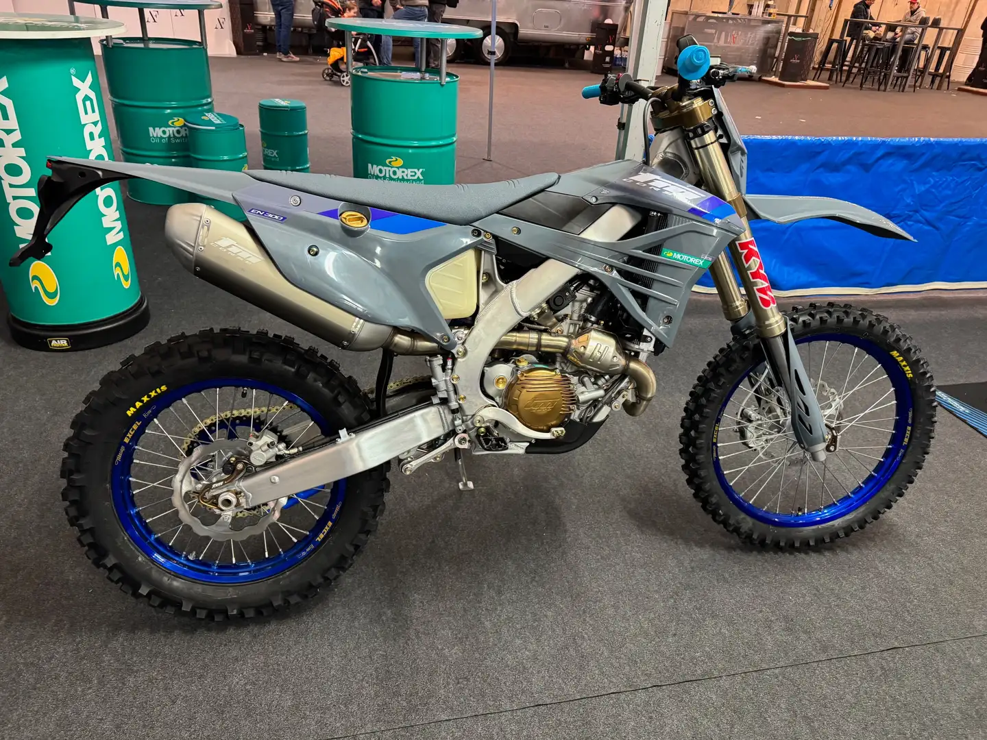 TM EN 300 4 TEMPI 2025 Gris - 1