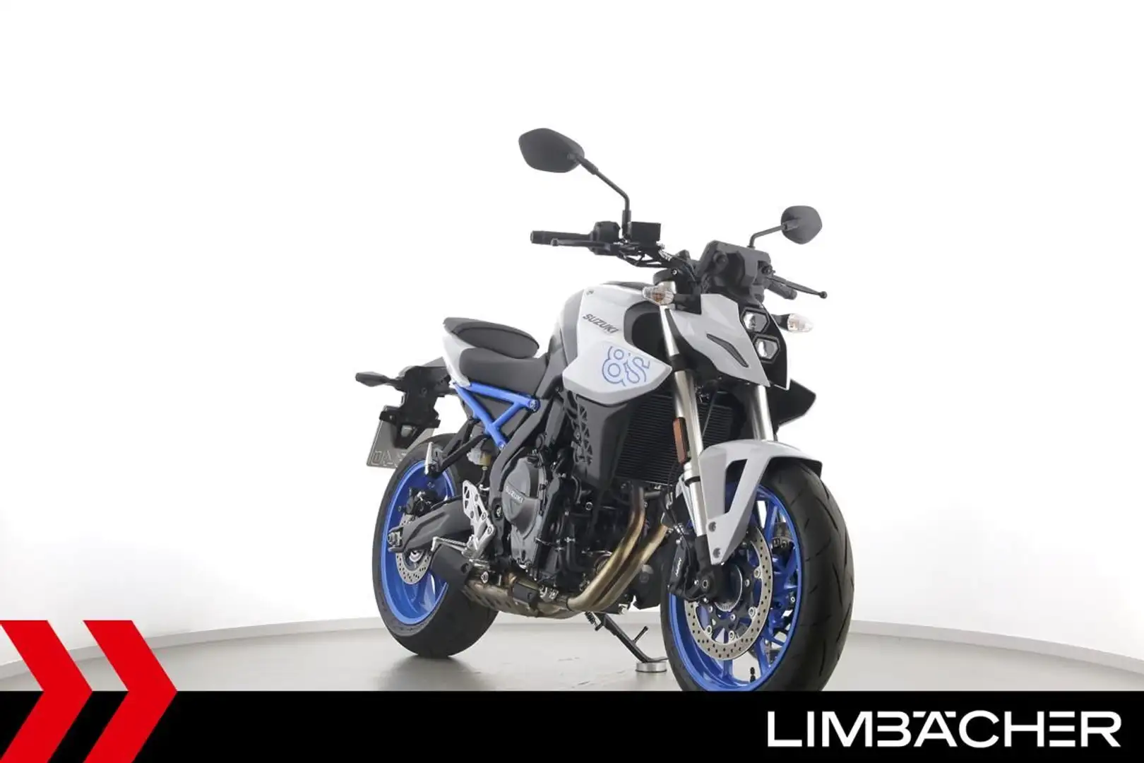 Suzuki GSX 8S FI - 1. HAND, TOP! - 2