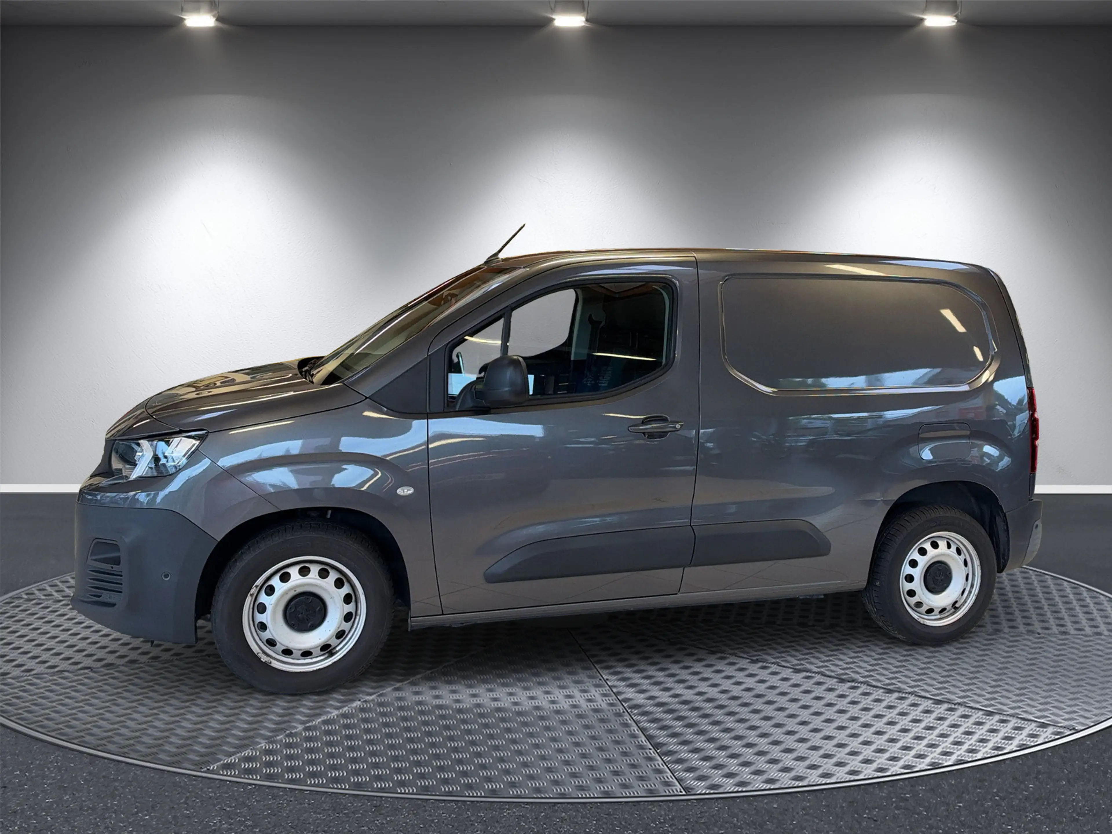 Peugeot Partner L1- Kamera-AHK-TÜV NEU — photo 2