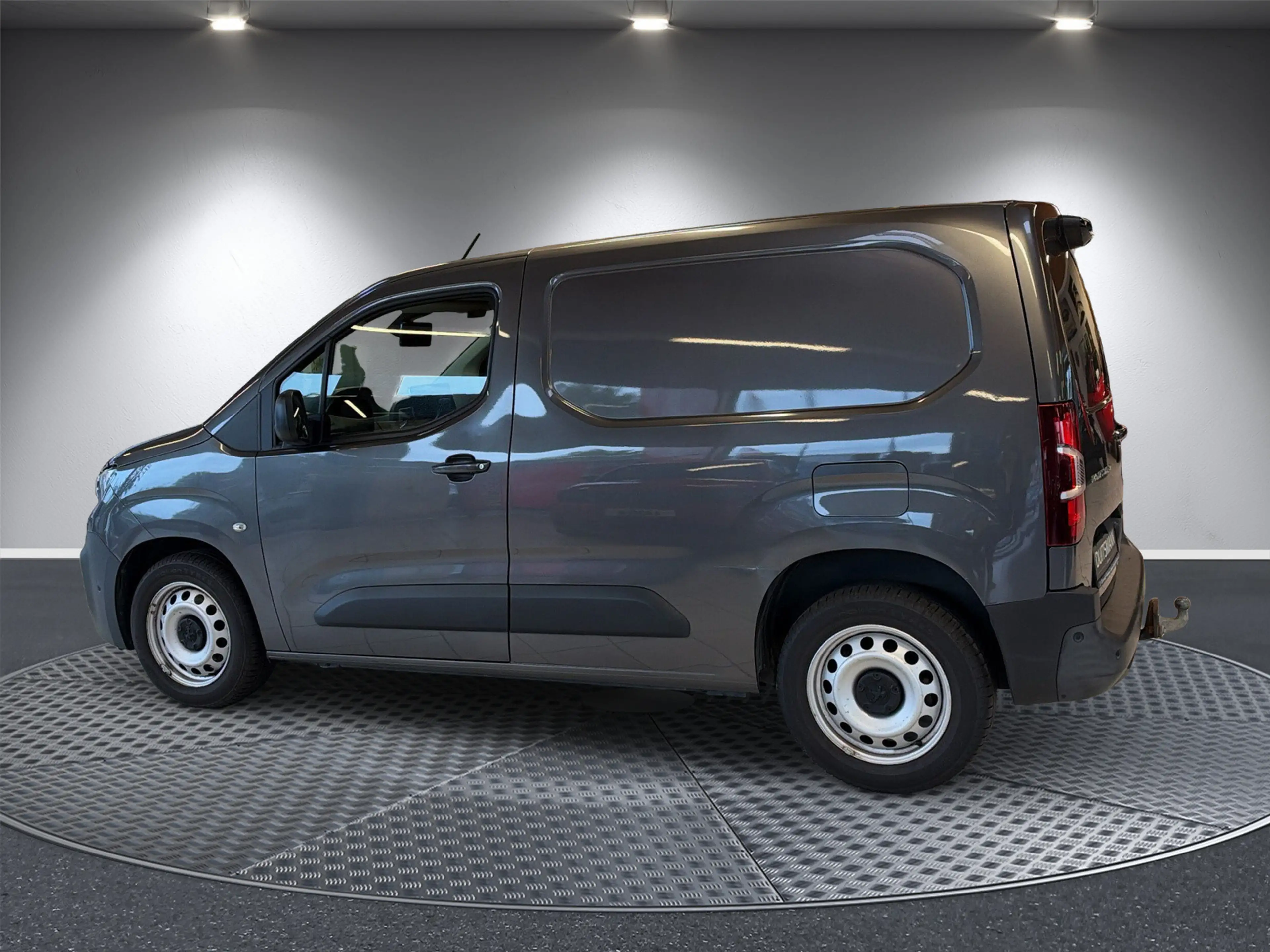 Peugeot Partner L1- Kamera-AHK-TÜV NEU — photo 3